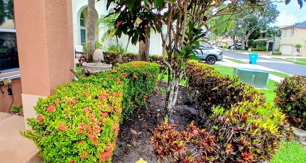 Photo of 1124 Rialto Drive, Boynton Beach, FL 33436 (MLS # F10527598)