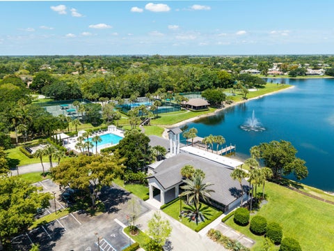 Tiny photo for 7100 E Cypresshead Drive E, Parkland, FL 33067 (MLS # B26071688)