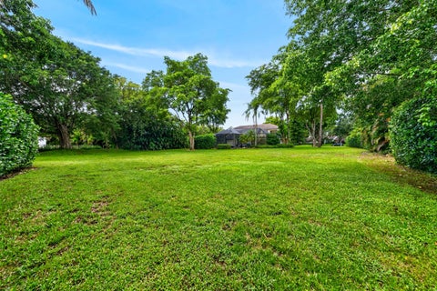 Tiny photo for 7100 E Cypresshead Drive E, Parkland, FL 33067 (MLS # B26071688)