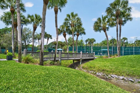 Tiny photo for 7100 E Cypresshead Drive E, Parkland, FL 33067 (MLS # B26071688)
