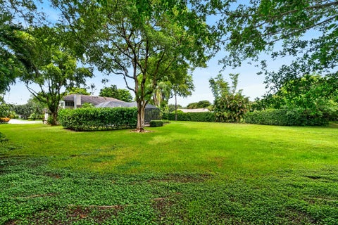Tiny photo for 7100 E Cypresshead Drive E, Parkland, FL 33067 (MLS # B26071688)