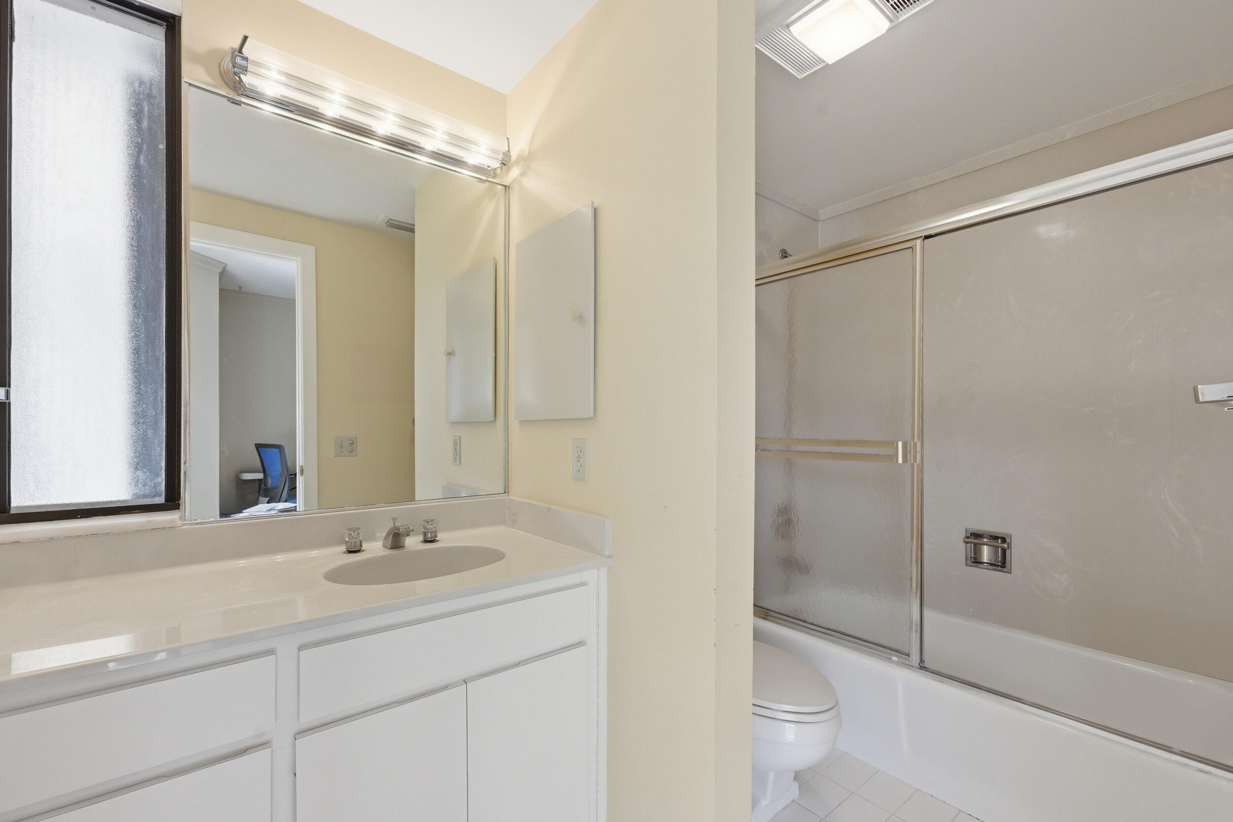 OLD PORT COVE HARBOR VILLAGE CONDO - Residential