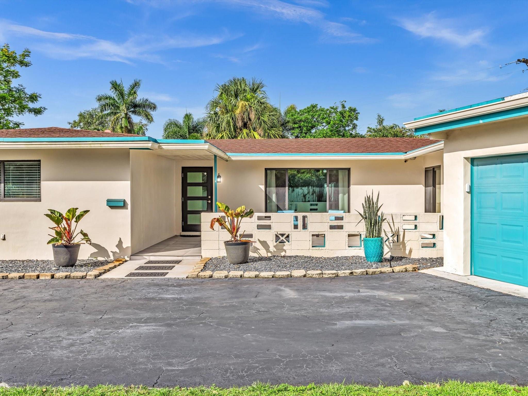 1 SW 58th Ave