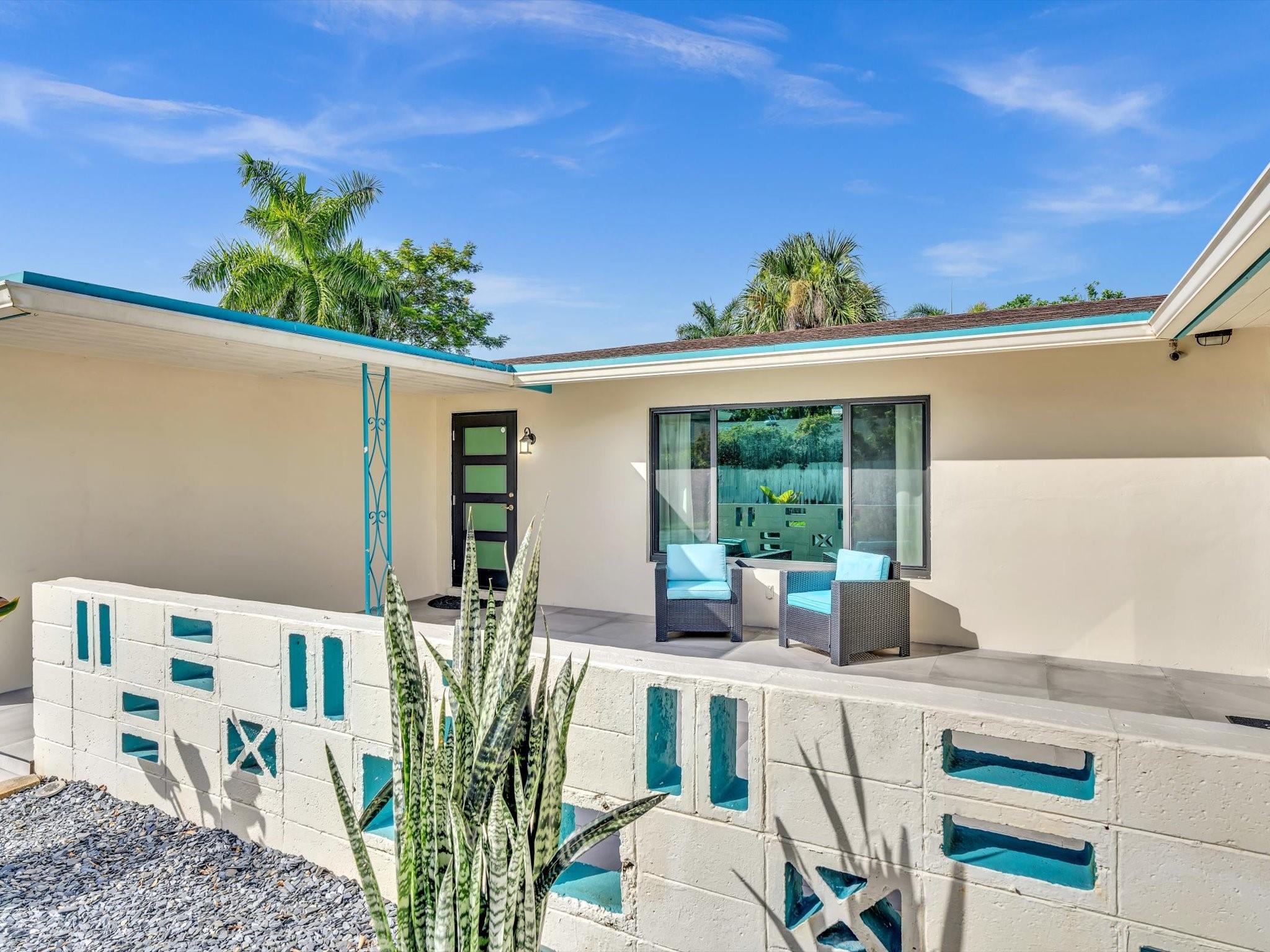 1 SW 58th Ave