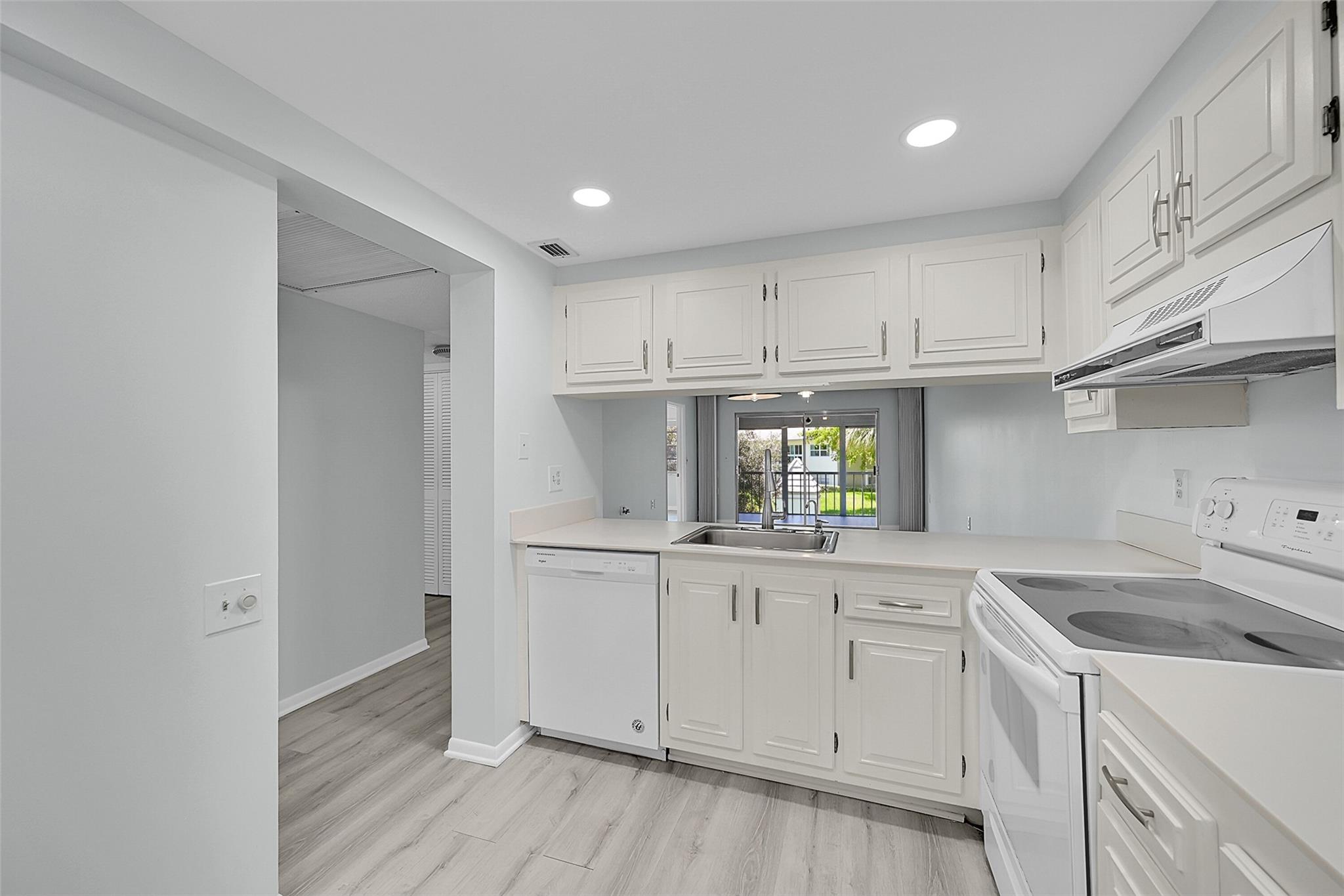 Nassau Village West I, Ro - Residential Lease