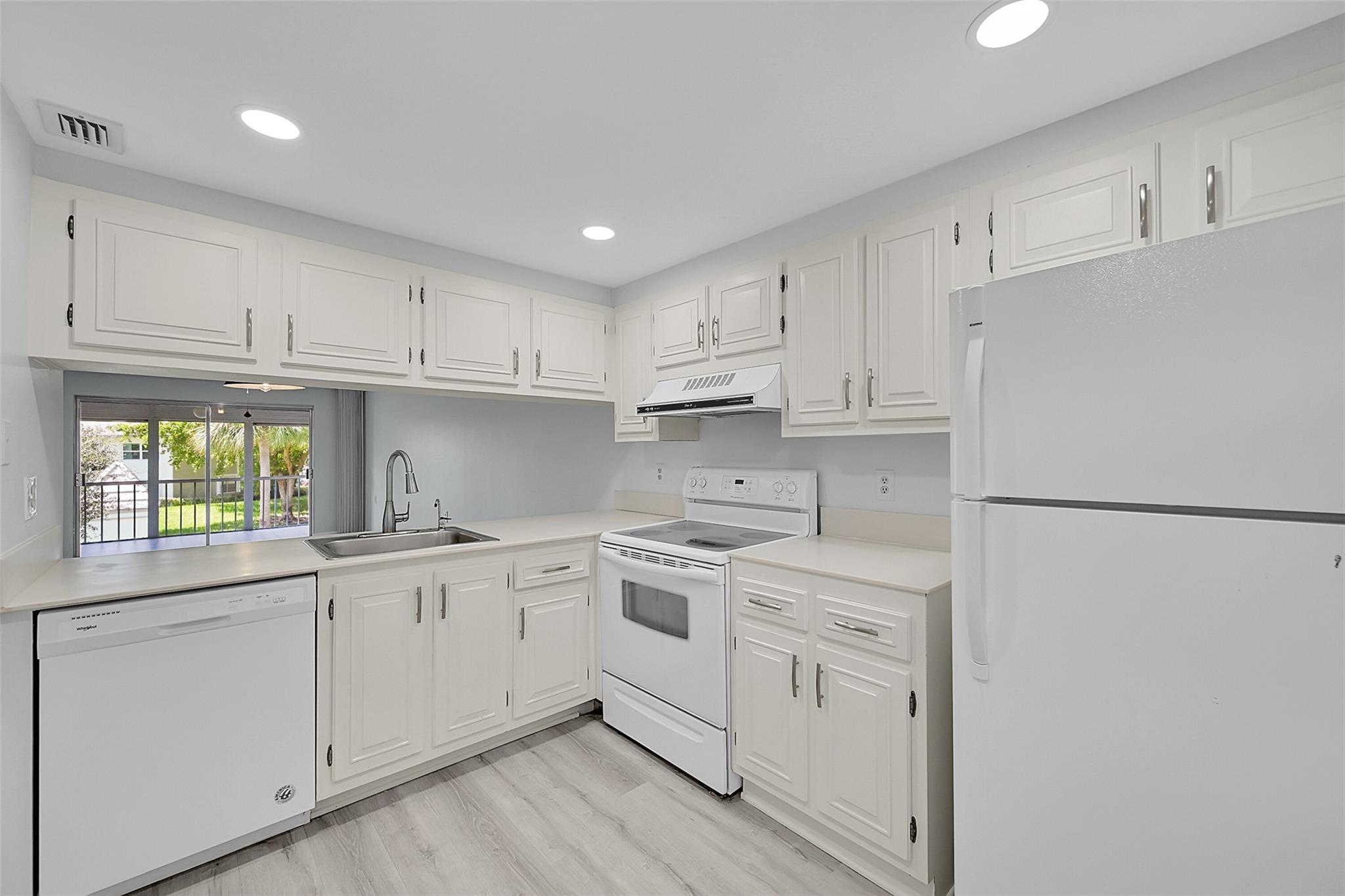 Nassau Village West I, Ro - Residential Lease