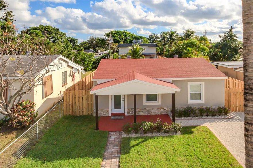 Check out this 2/1 Single Family Home. Fully remodeled kitchen and Bathroom, hurricane impact doors and windows, brand new A/C system and water resistant bamboo flooring throughout the house. Spacious, fenced  backyard, perfect for play, gardening or just relaxing on a weekend. The location can’t be beat as the home is located minutes away from the beach and close to Downtown Fort Lauderdale, schools, and highway access!
