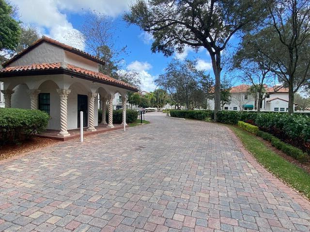 4406 Hidden Harbour Terrace