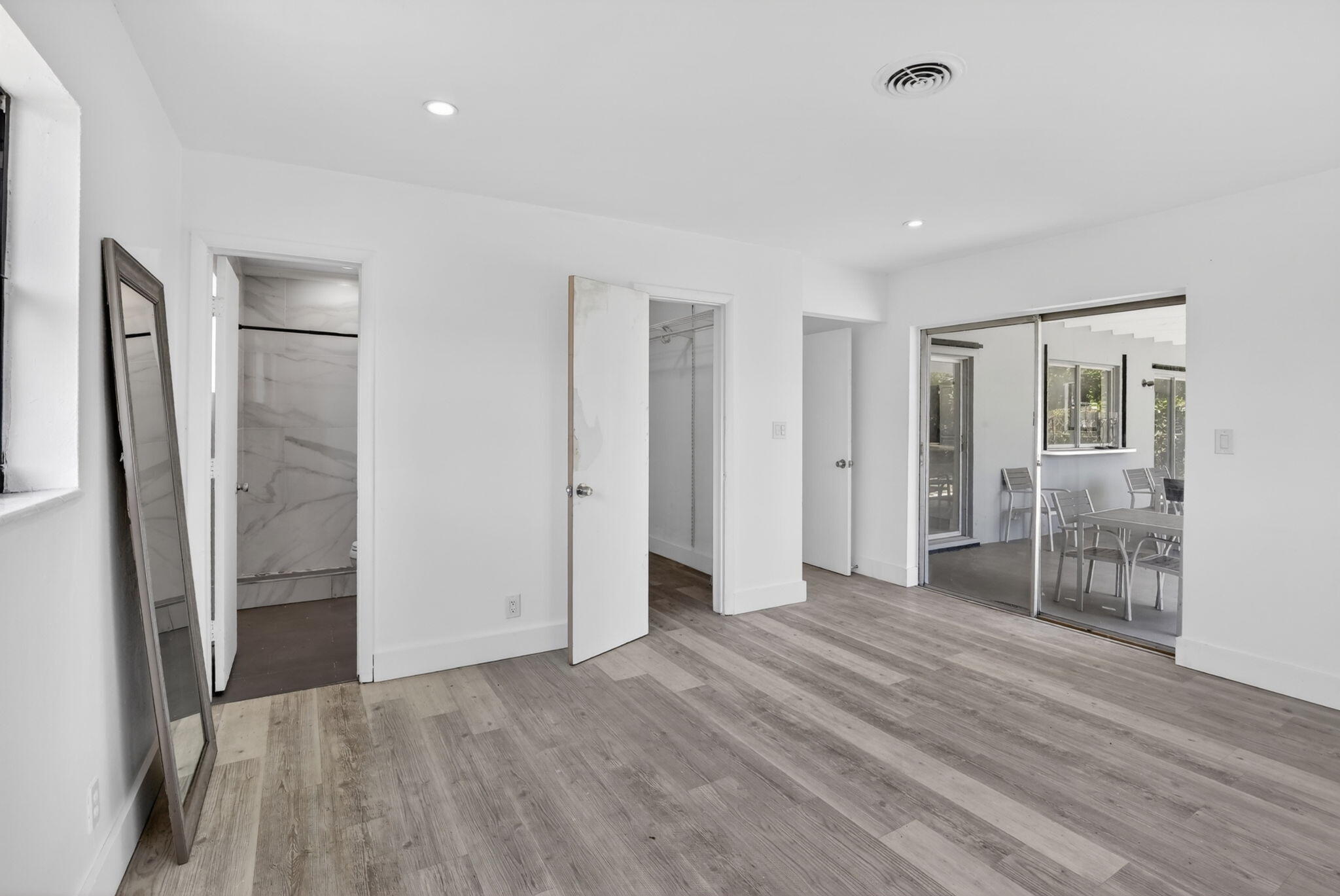 SUNRISE GOLF VILLAGE - Residential