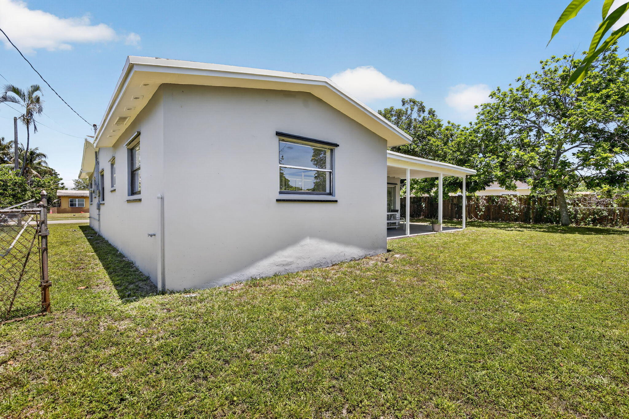 SUNRISE GOLF VILLAGE - Residential