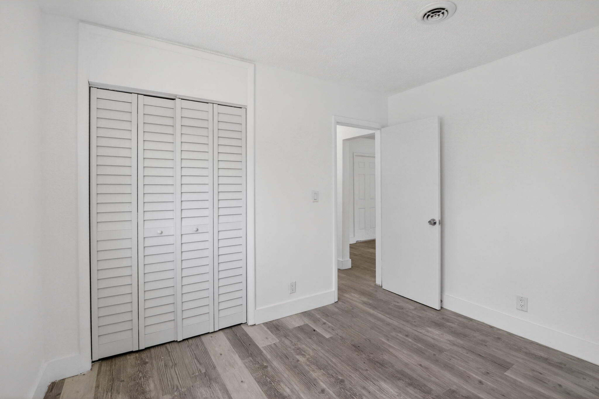 SUNRISE GOLF VILLAGE - Residential