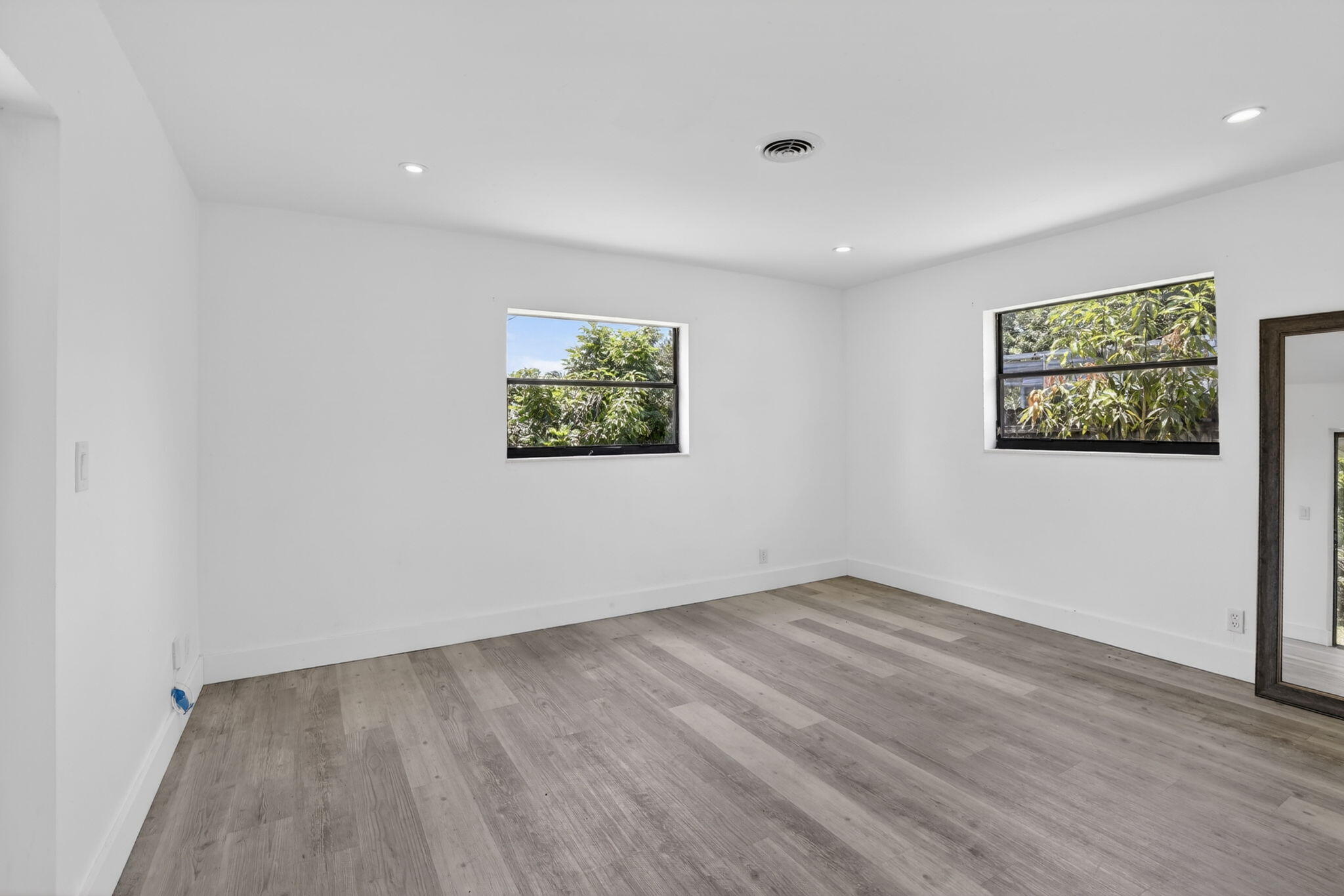 SUNRISE GOLF VILLAGE - Residential