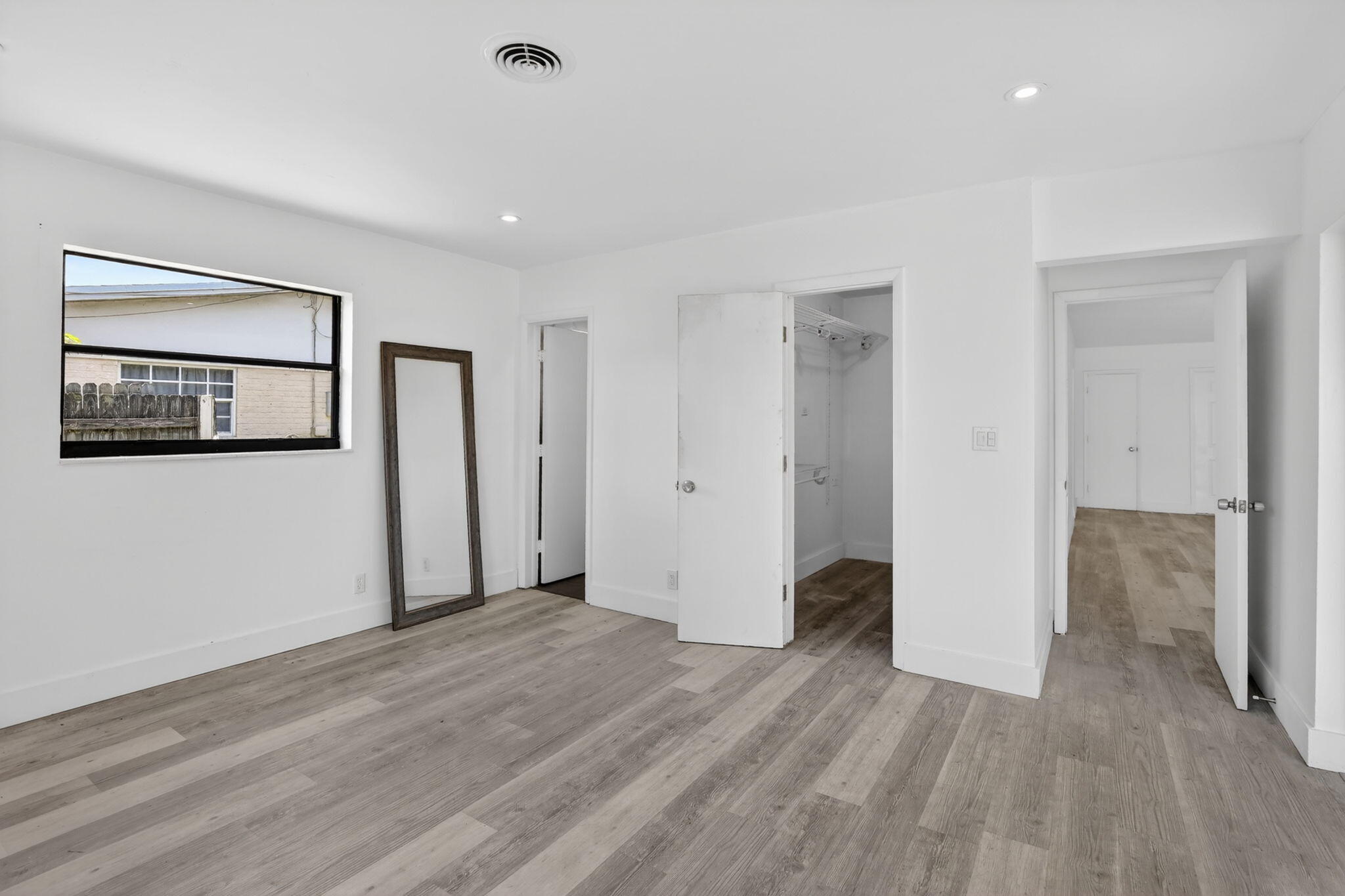 SUNRISE GOLF VILLAGE - Residential