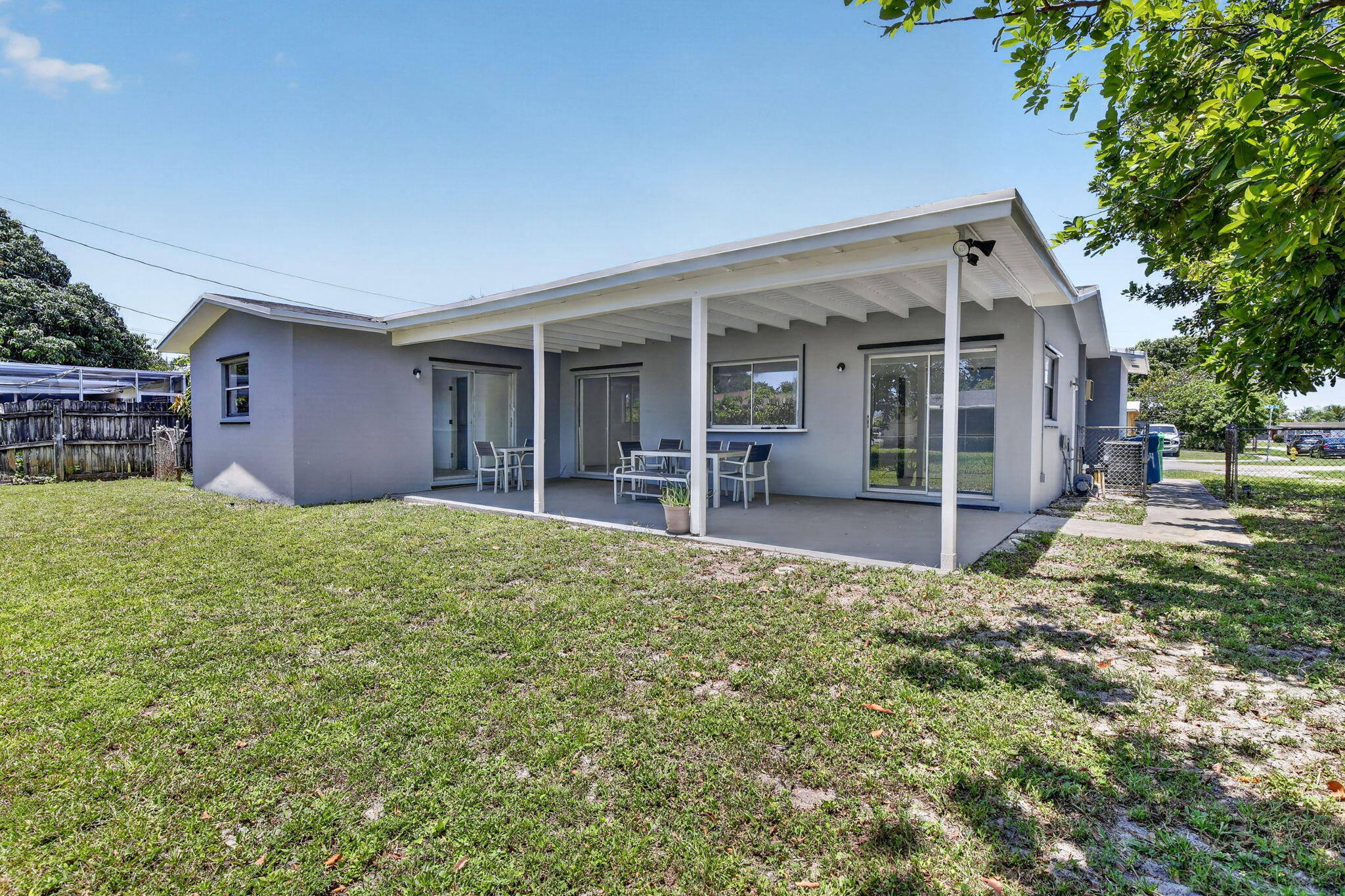 SUNRISE GOLF VILLAGE - Residential