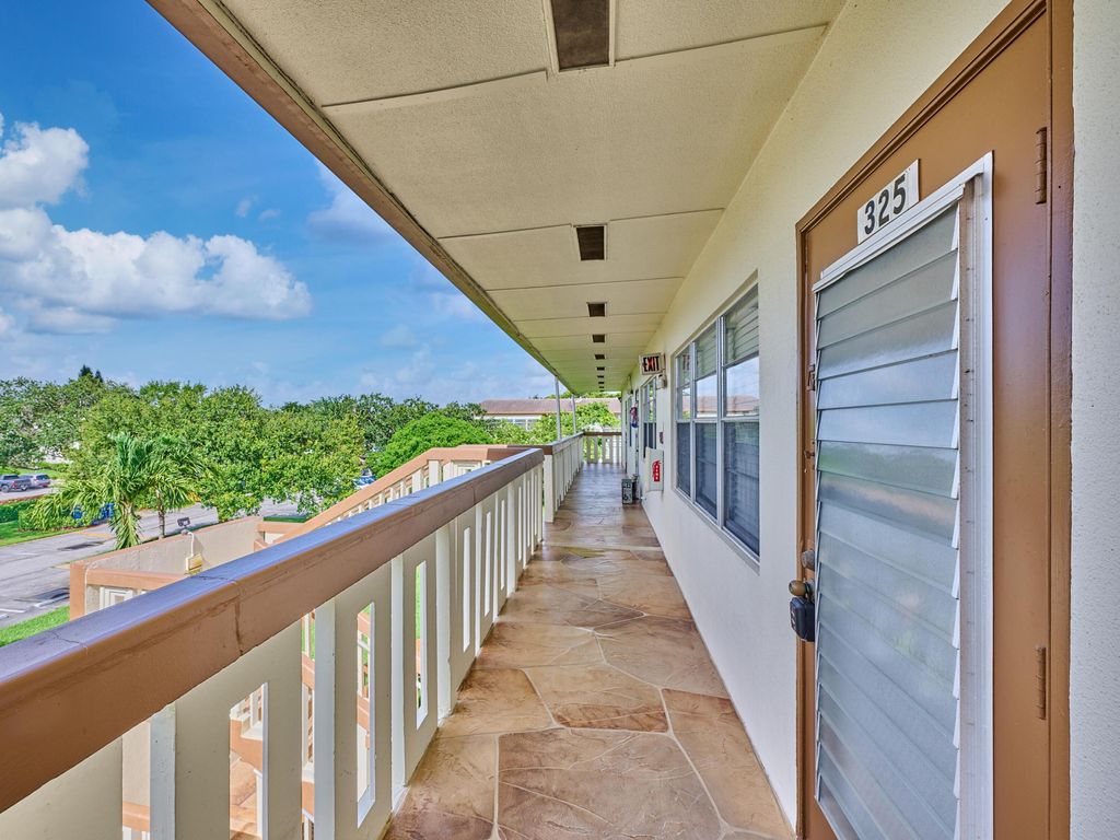 Photo of 325 Mansfield Drive #325 H, Boca Raton, FL 33434 (MLS # B26050499)
