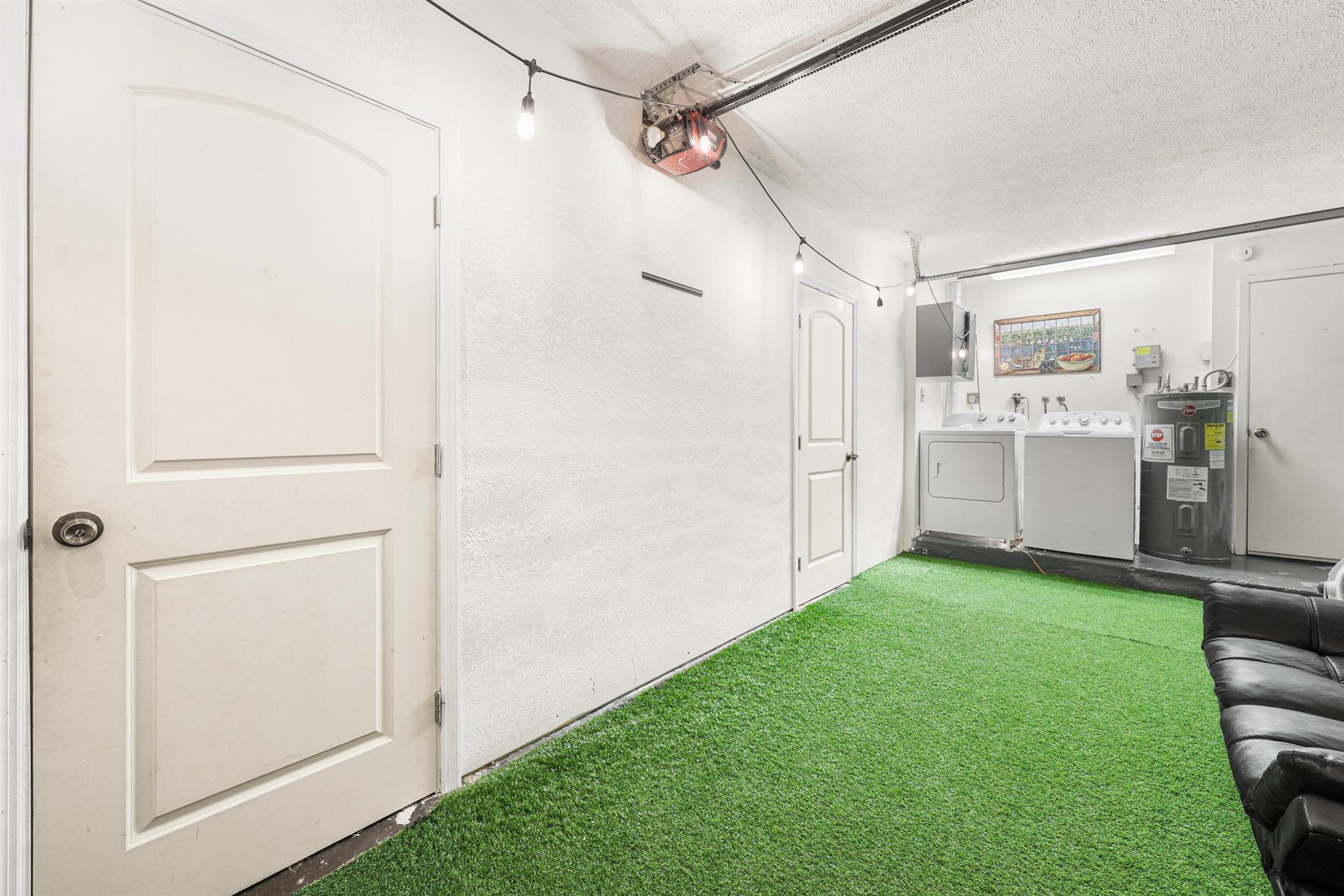 LAUDERDALE NORTH PARK SEC - Residential