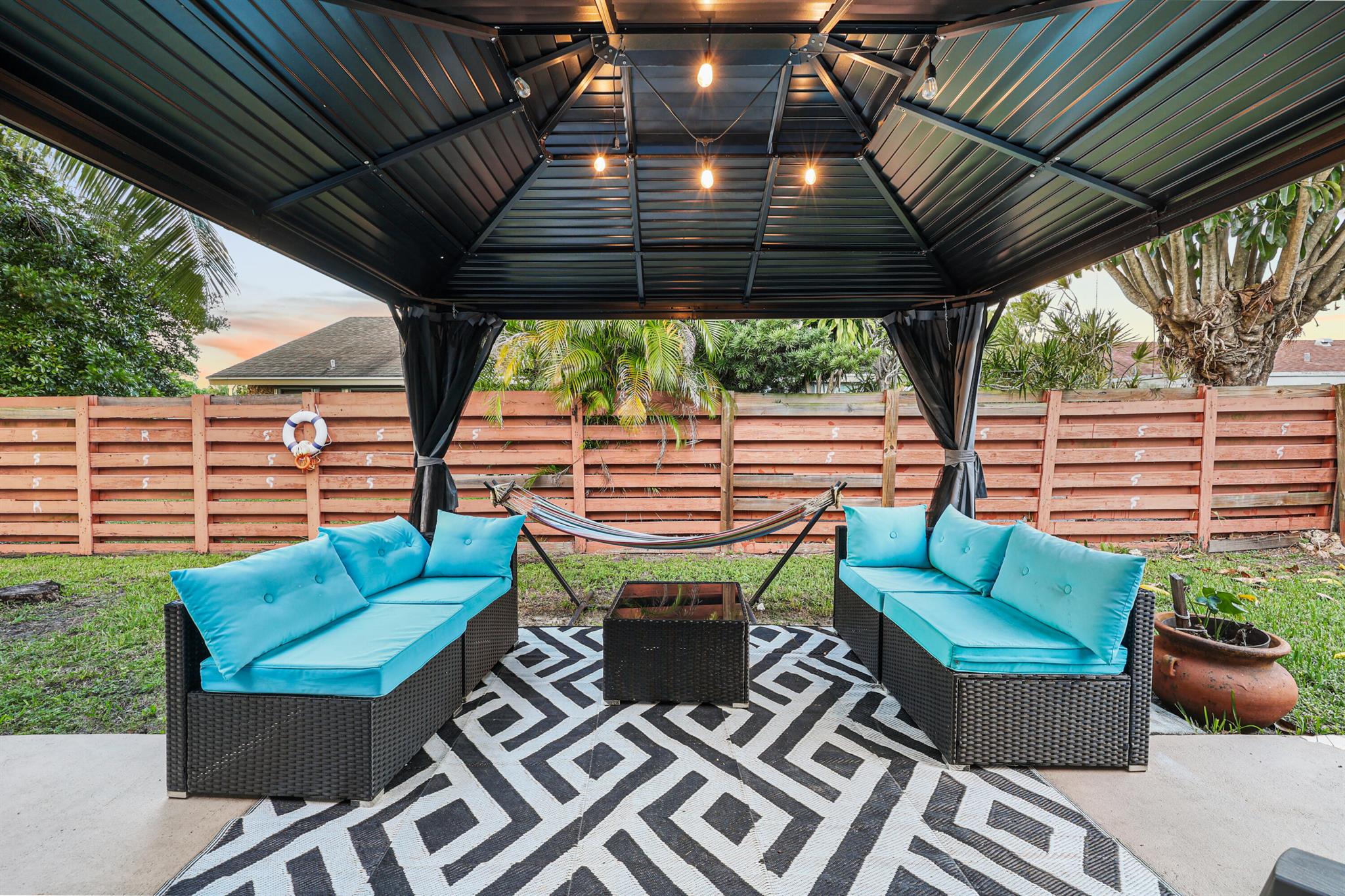 LAUDERDALE NORTH PARK SEC - Residential