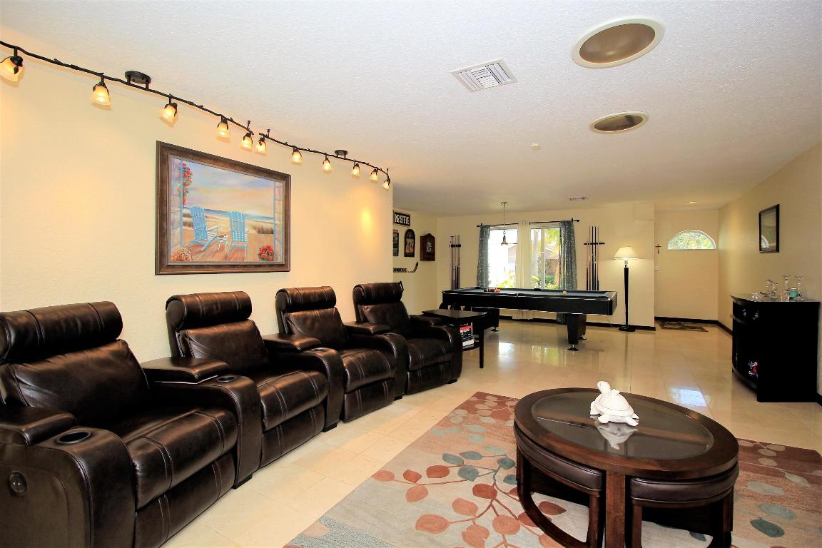 PINELANDS NORTH - Residential