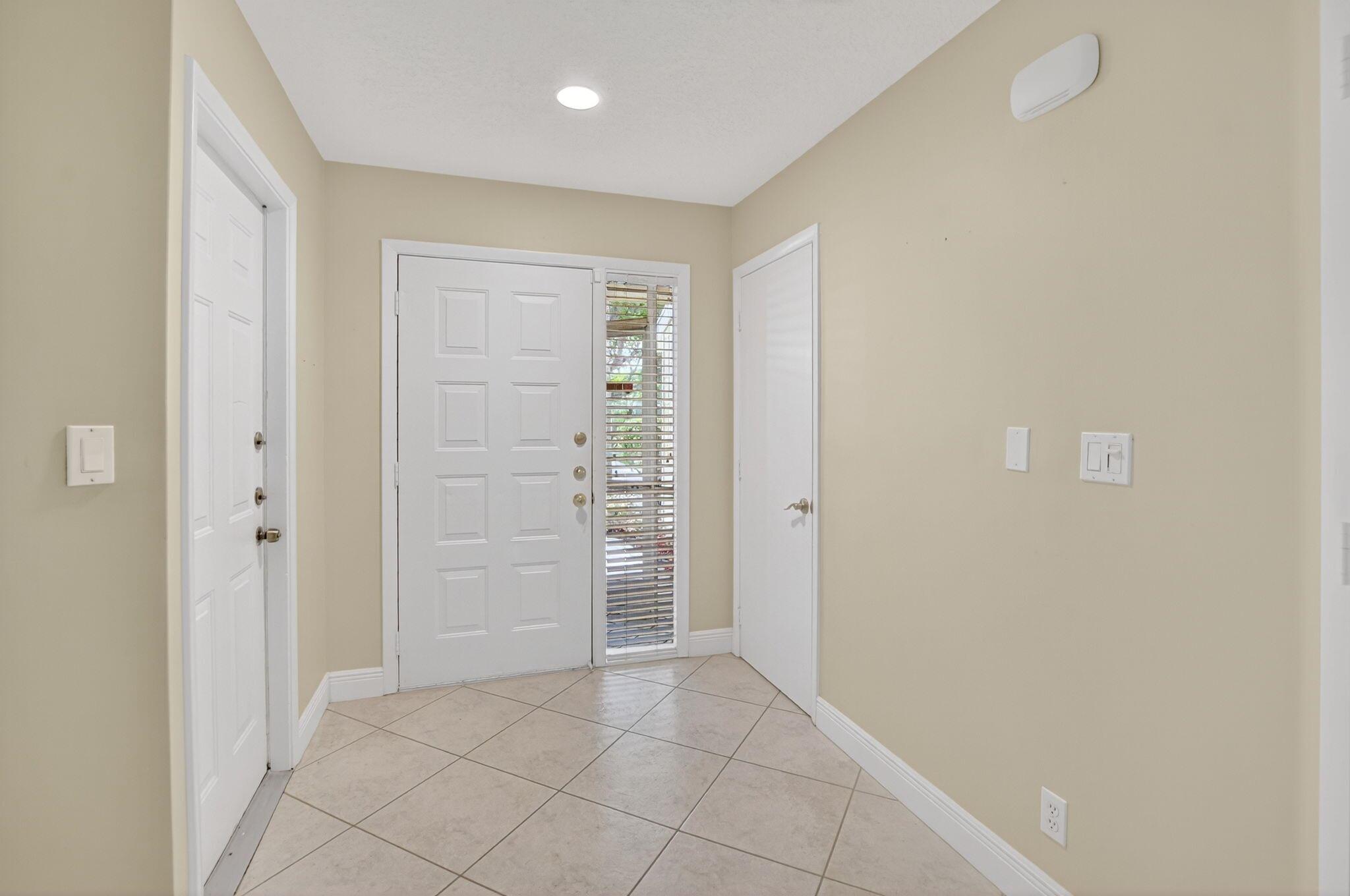 5051 Pointe Emerald Lane 5051