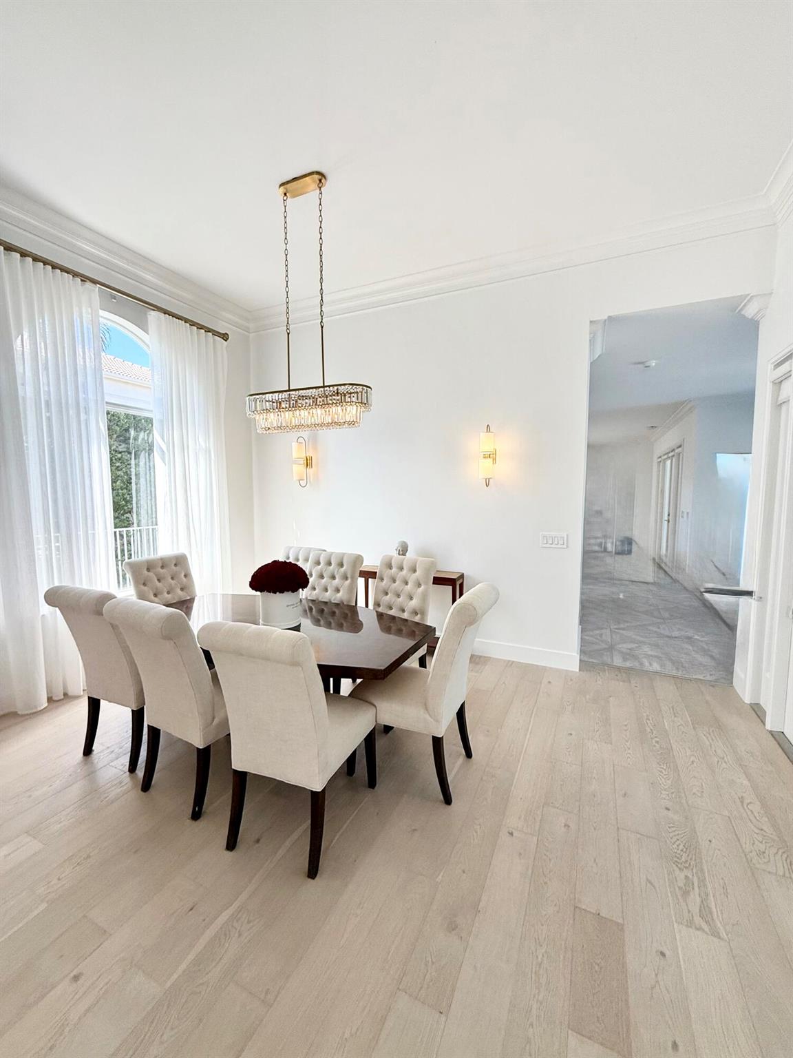 ADMIRALS COVE - Residential