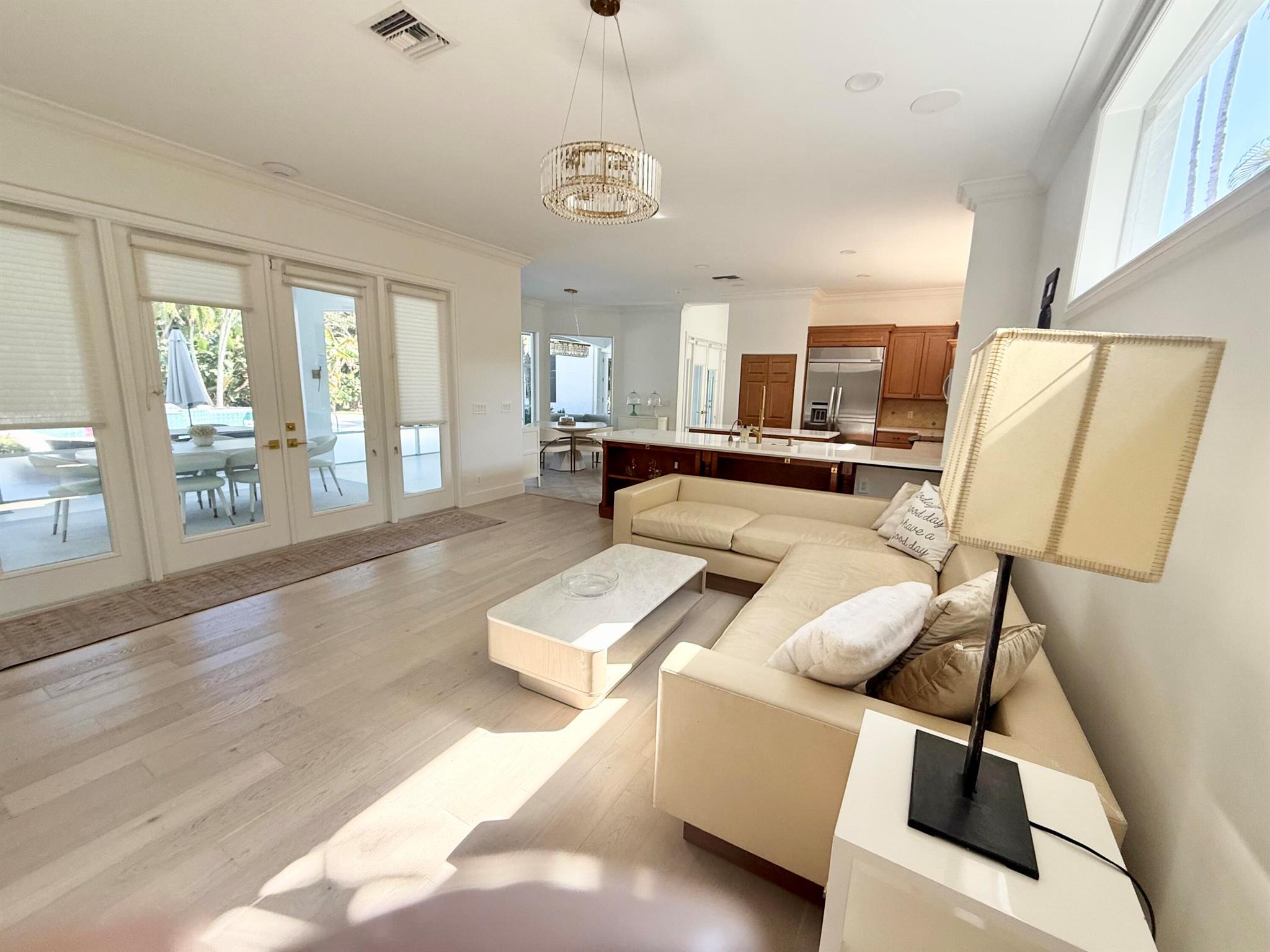 ADMIRALS COVE - Residential