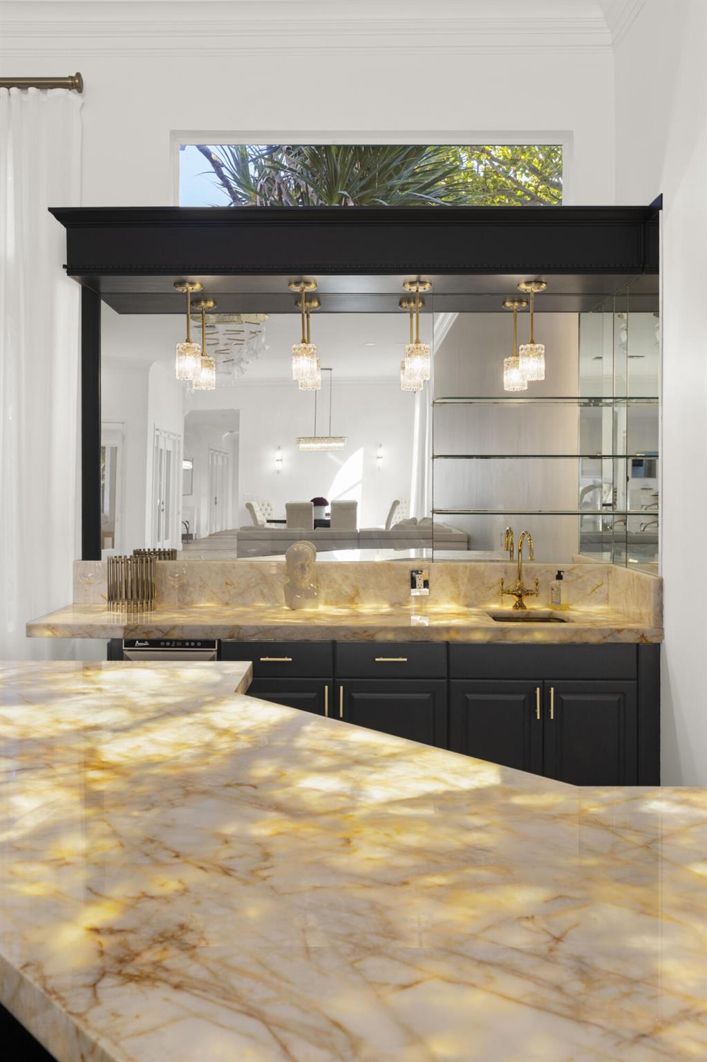 ADMIRALS COVE - Residential