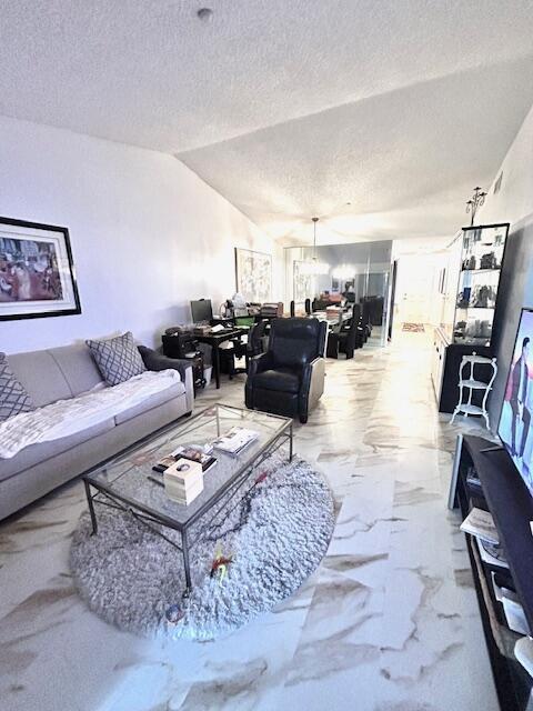 TROWBRIDGE CONDO - Residential Lease