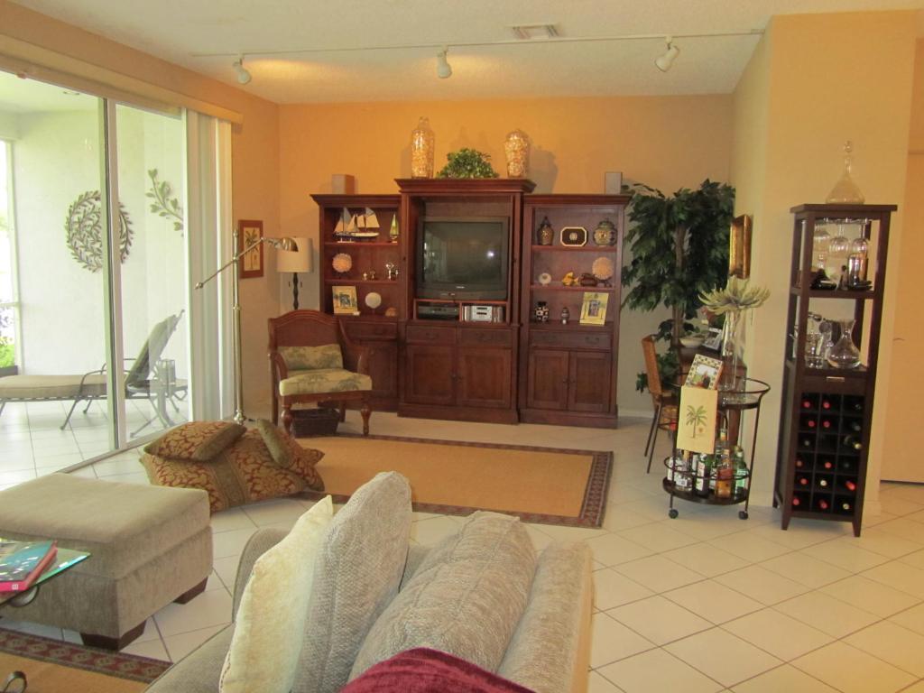 Cortina - Residential Lease