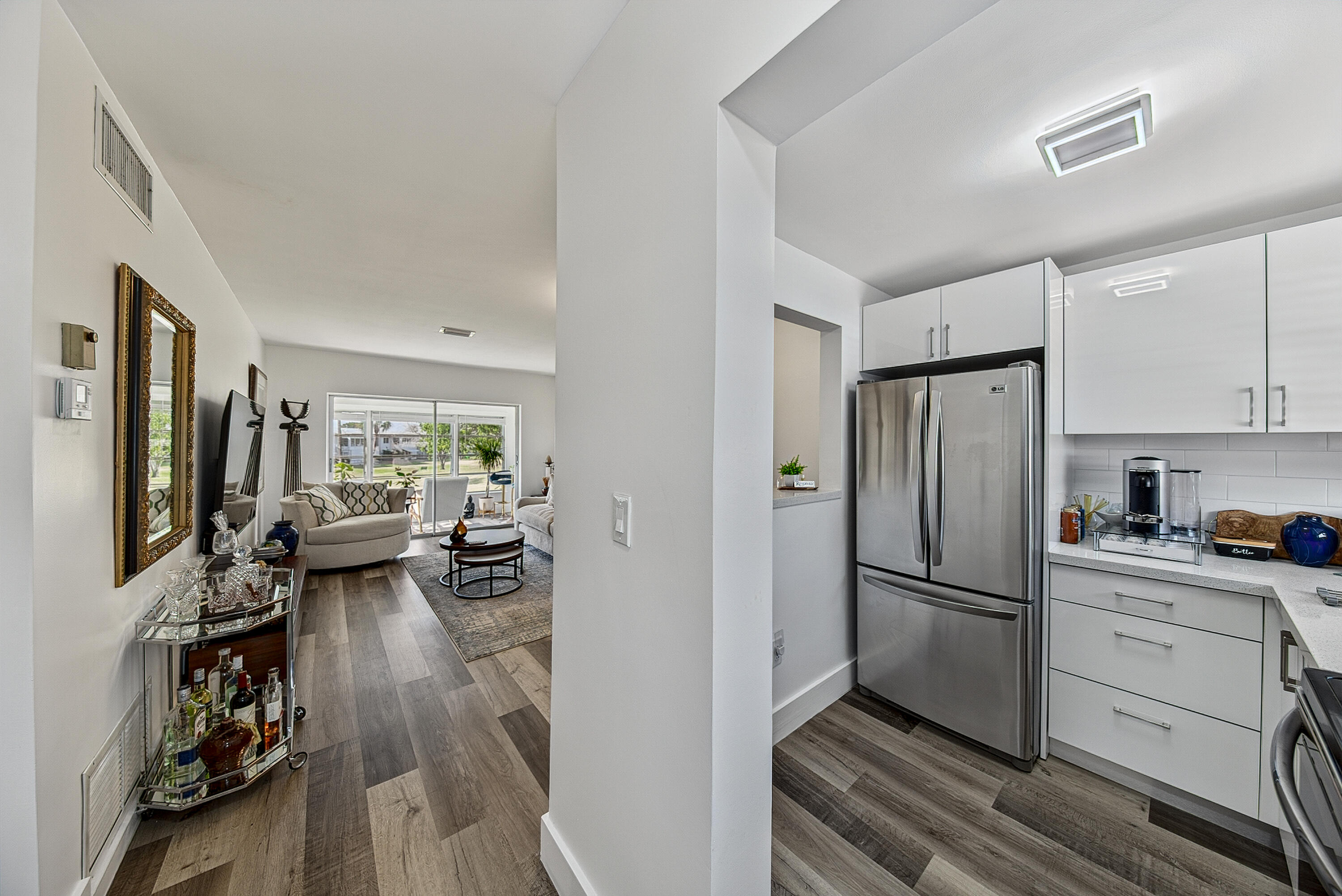 301 S Golf Boulevard 277