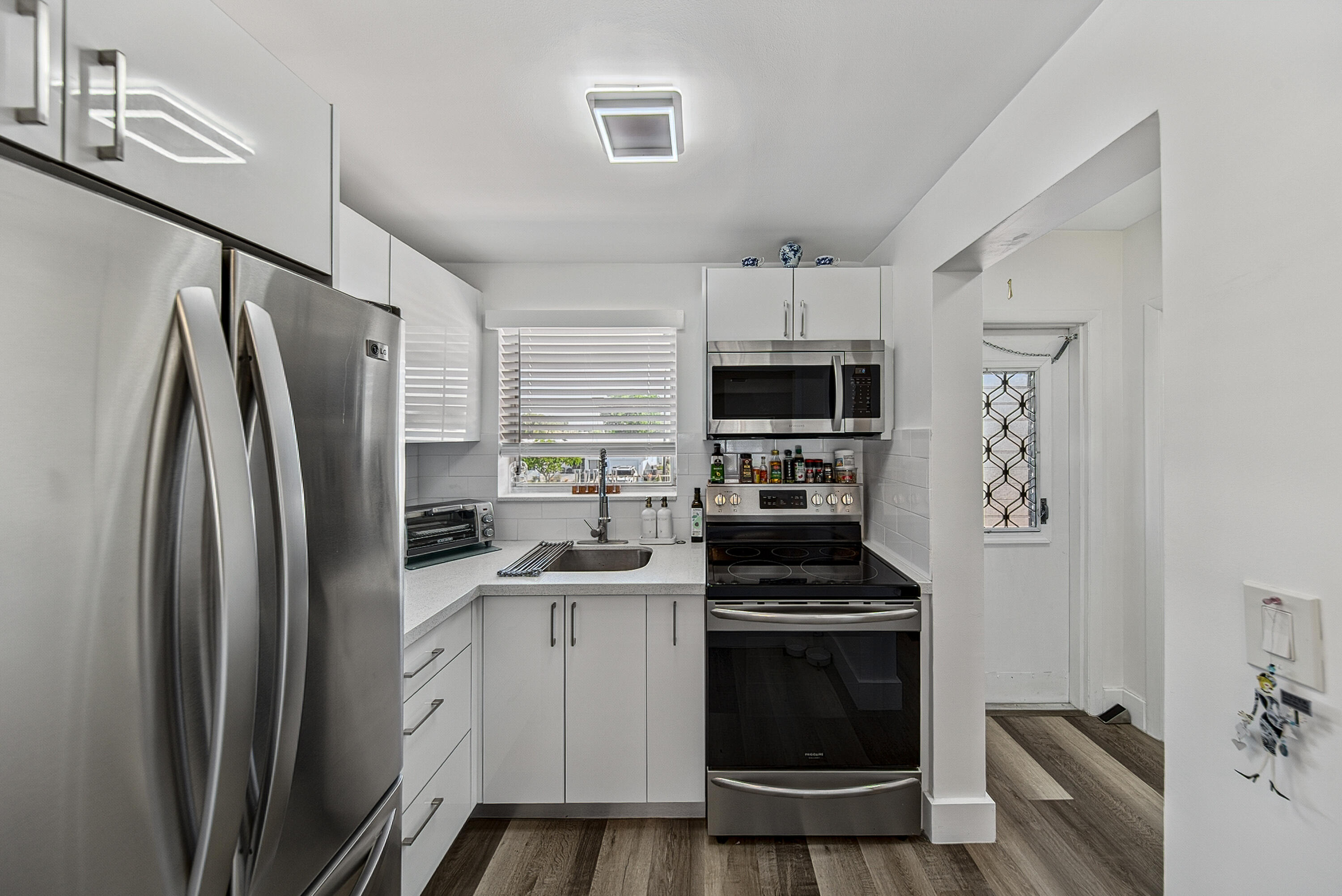 301 S Golf Boulevard 277
