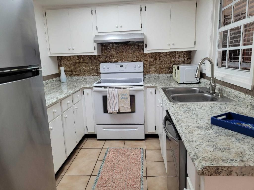 Photo of 2707 N Highway A1a #G, Hutchinson Island, FL 34949 (MLS # R10943382)