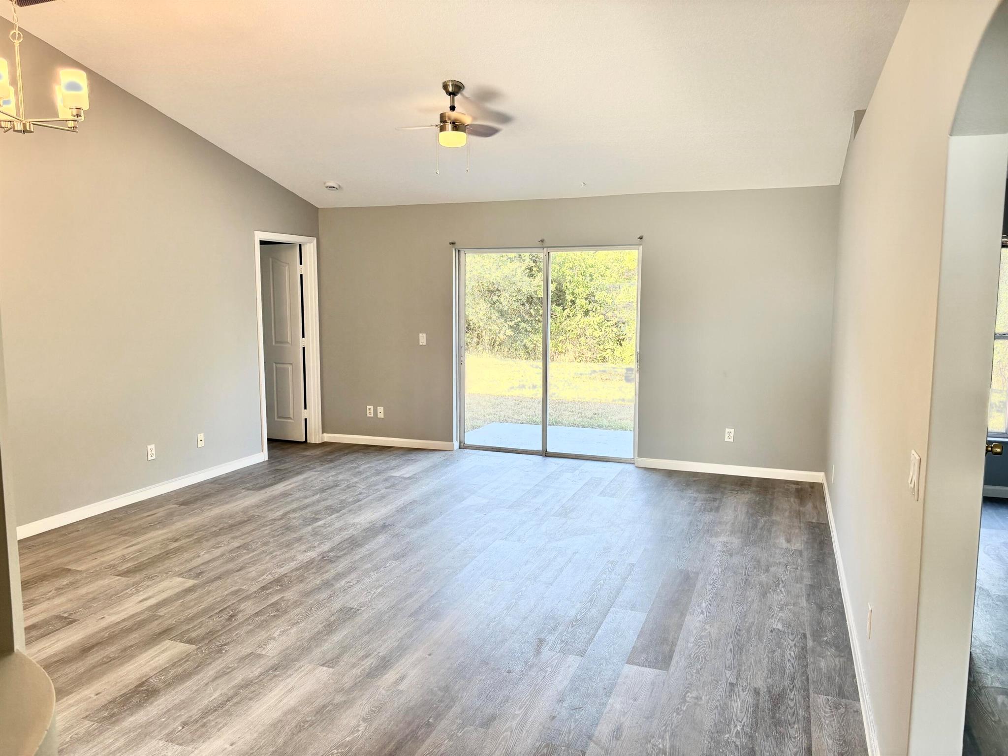 PORT ST LUCIE SECTION 18 - Residential Lease