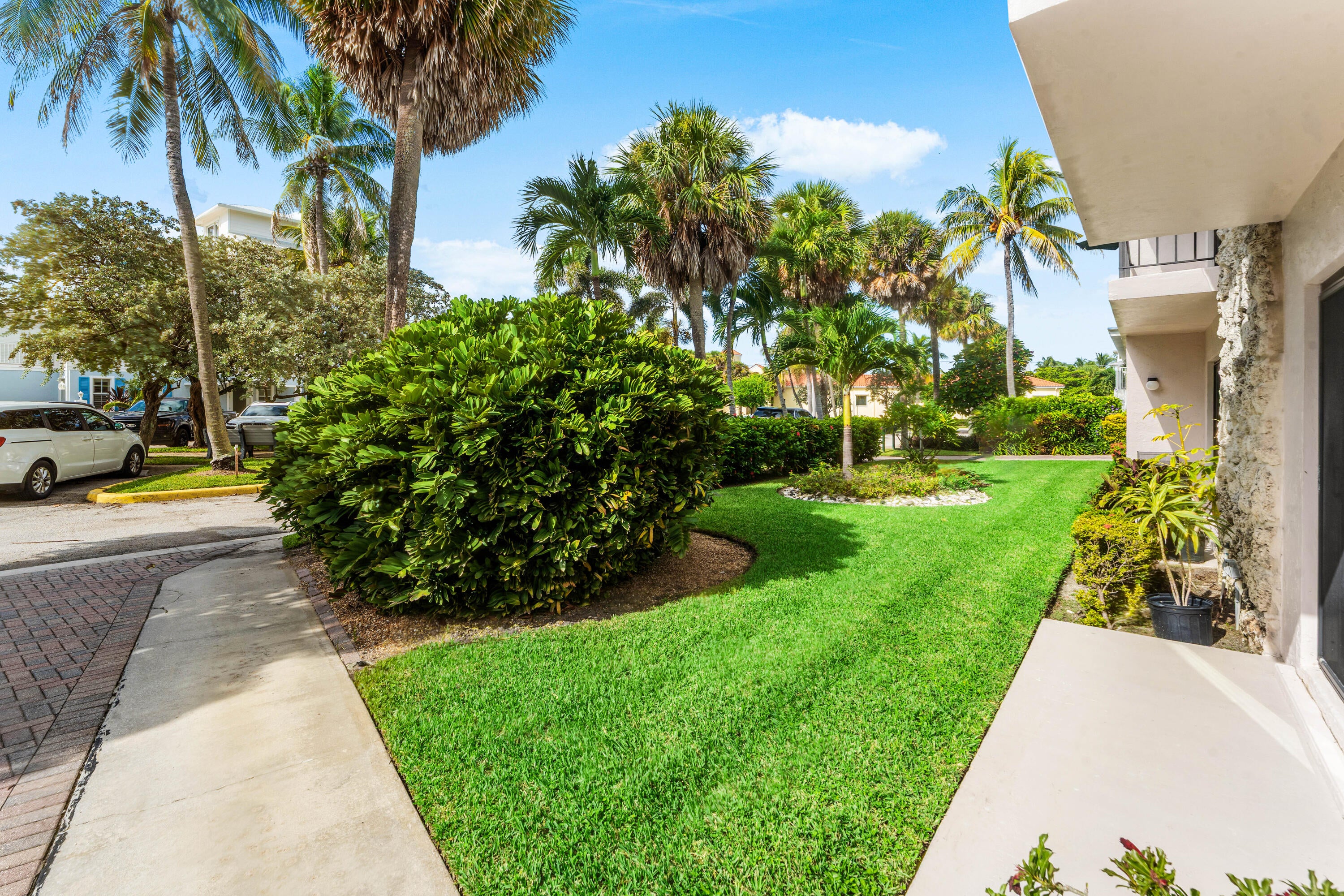 291 Mercury Road 4