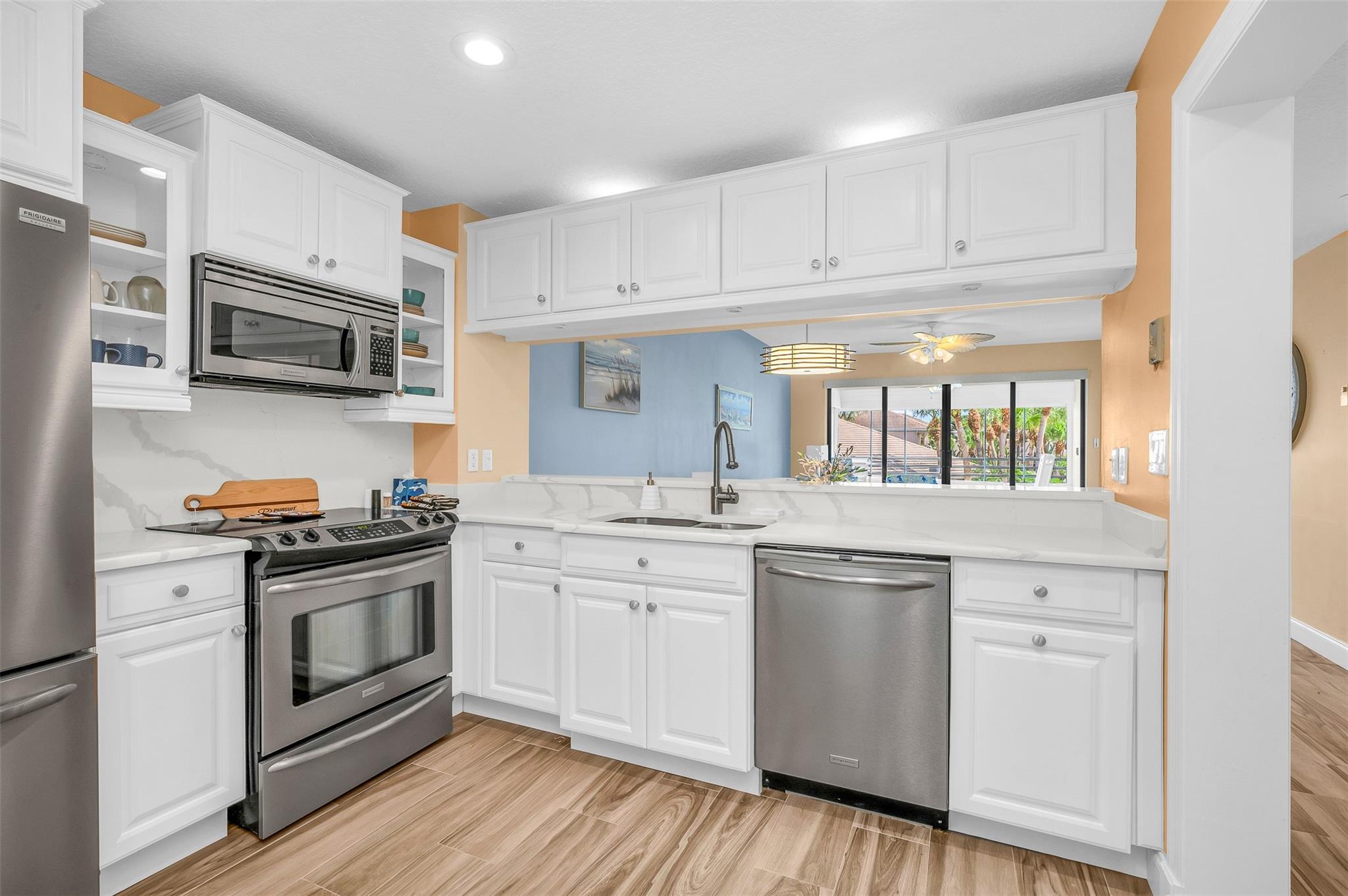 827 Oak Harbour Drive 827
