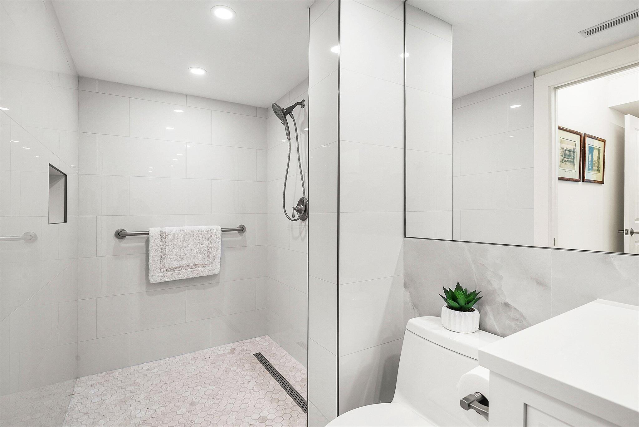 VILLA SEREIN OF IBIS ISLE - Residential Lease