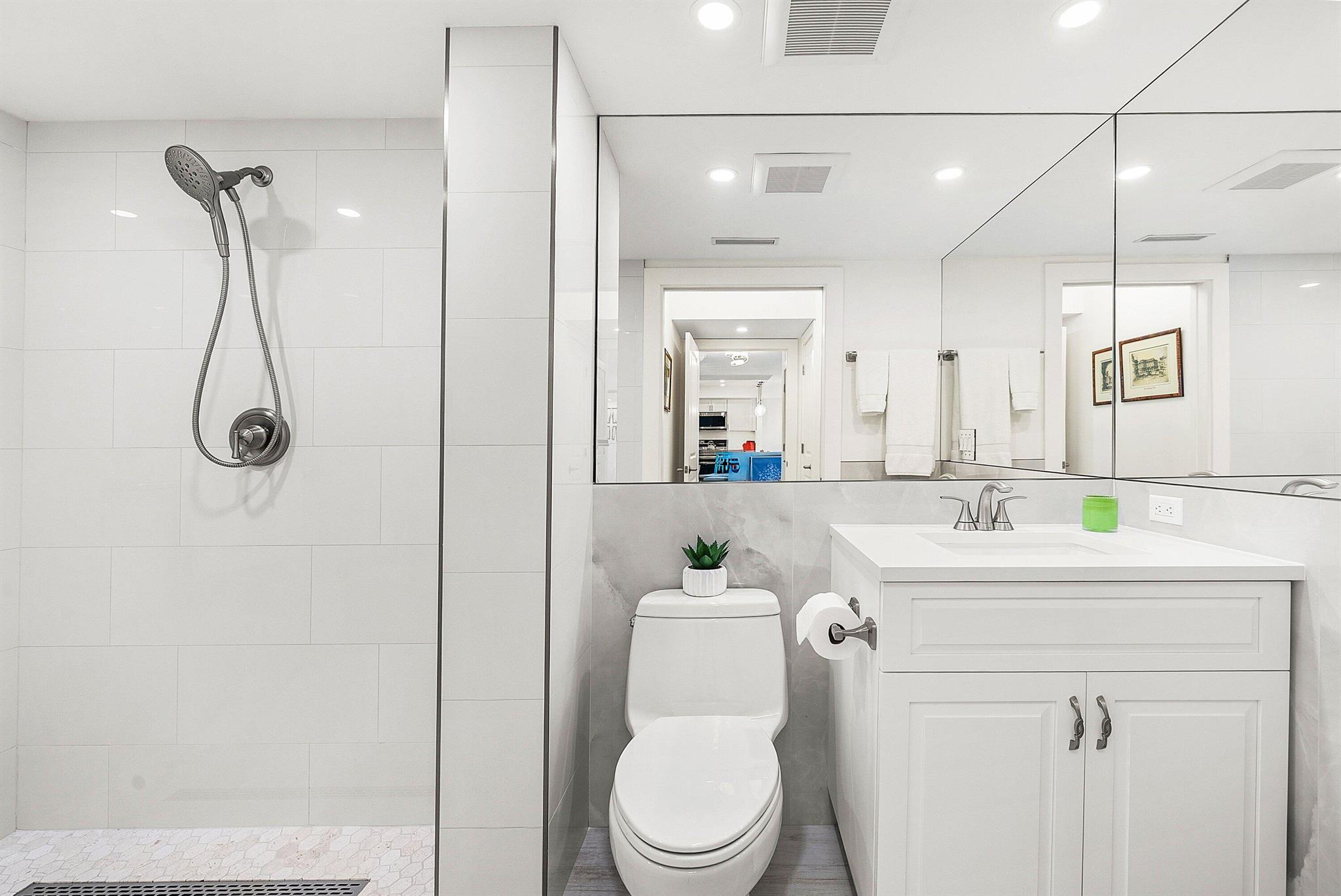 VILLA SEREIN OF IBIS ISLE - Residential Lease