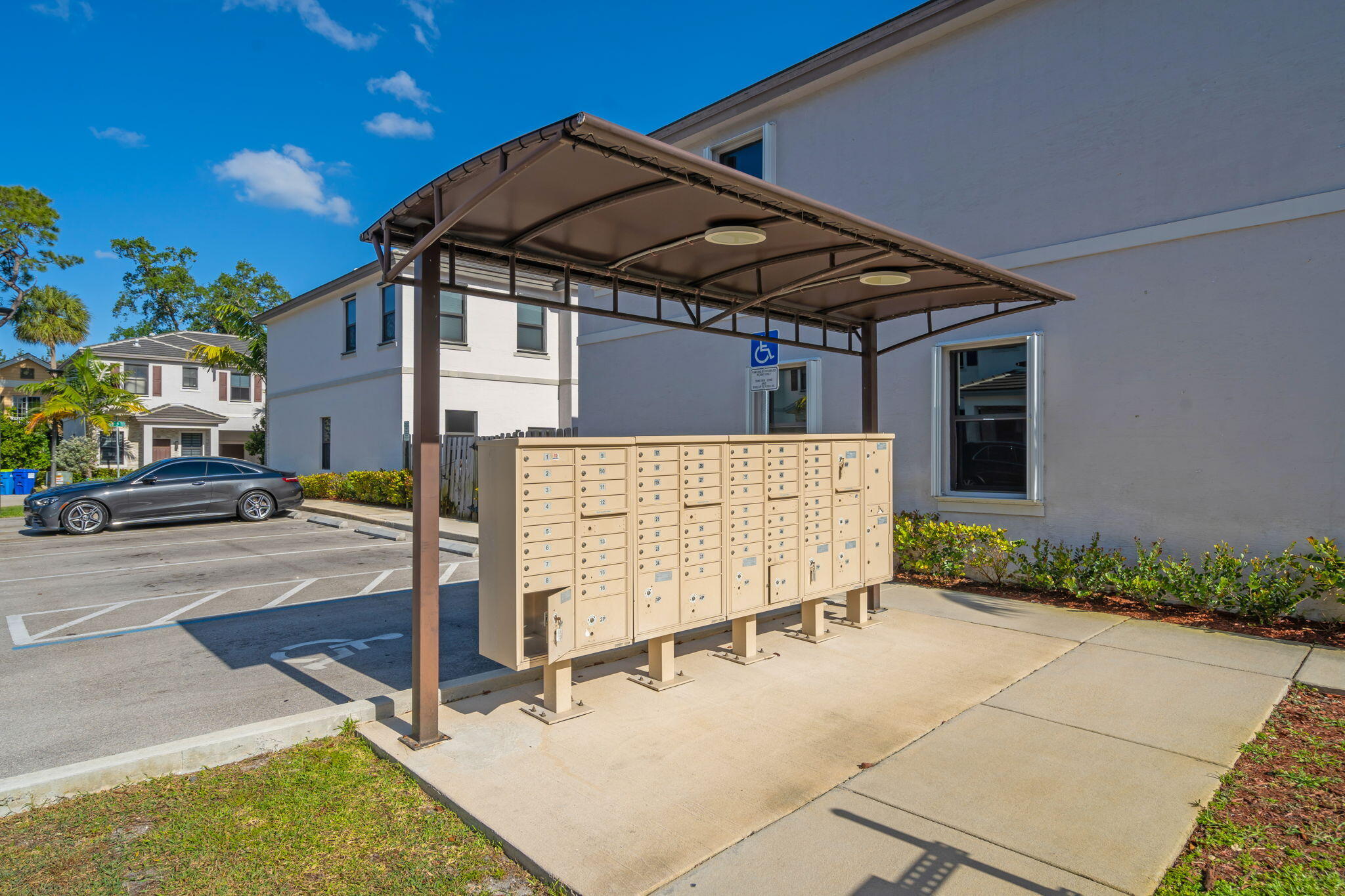 The Edge On 20th - Residential