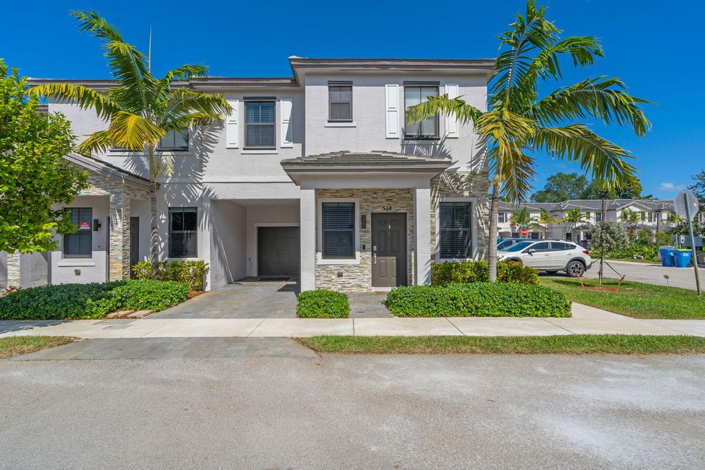 Photo of 524 SW 19th Way, Fort Lauderdale, FL 33312 (MLS # B26019176)