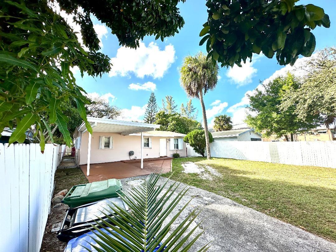 Dorsey Park First Add 21- - Residential Lease