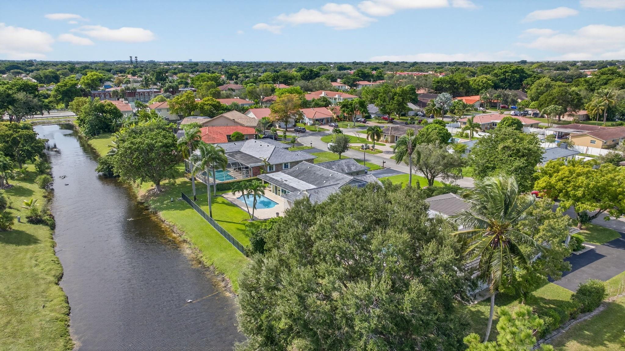 Coral Spgs Country Club W - Residential