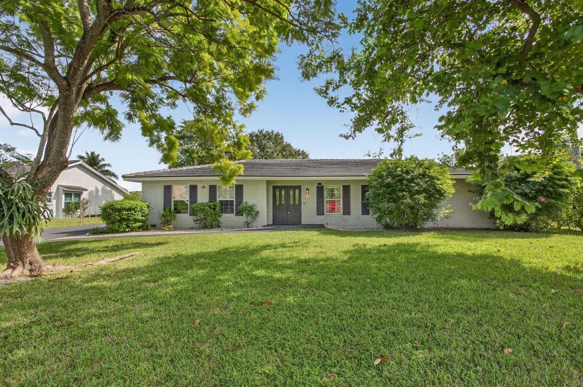 Coral Spgs Country Club W - Residential