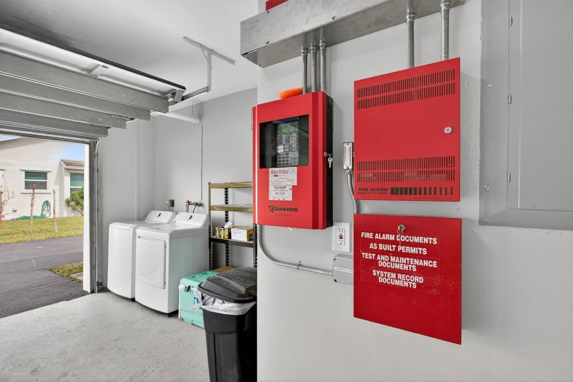 Coral Spgs Country Club W - Residential