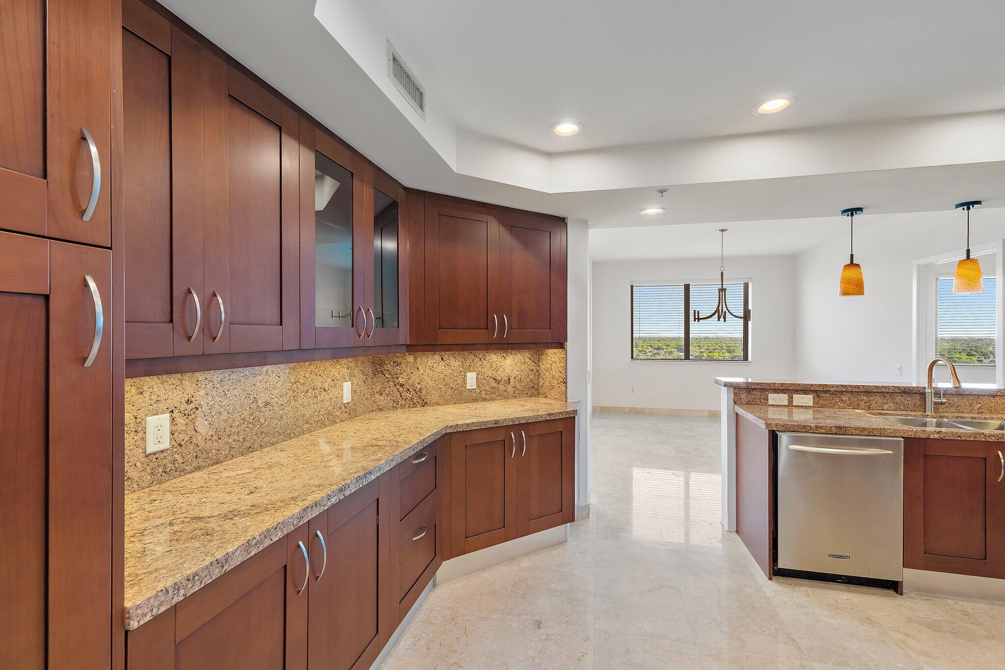 LANDMARK AT THE GARDENS CONDO - Residential Lease