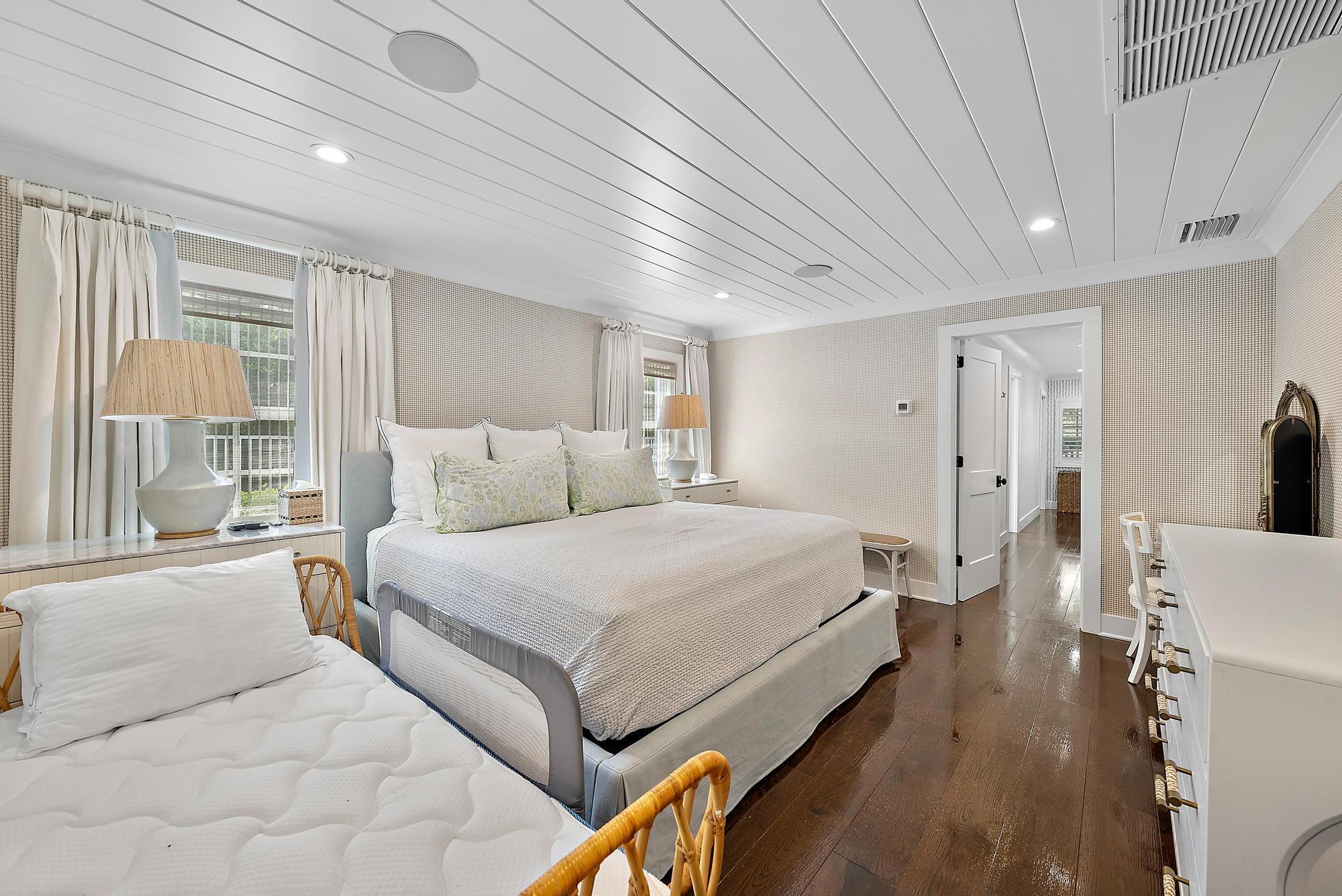 TURTLE CREEK VILLAGE - Residential