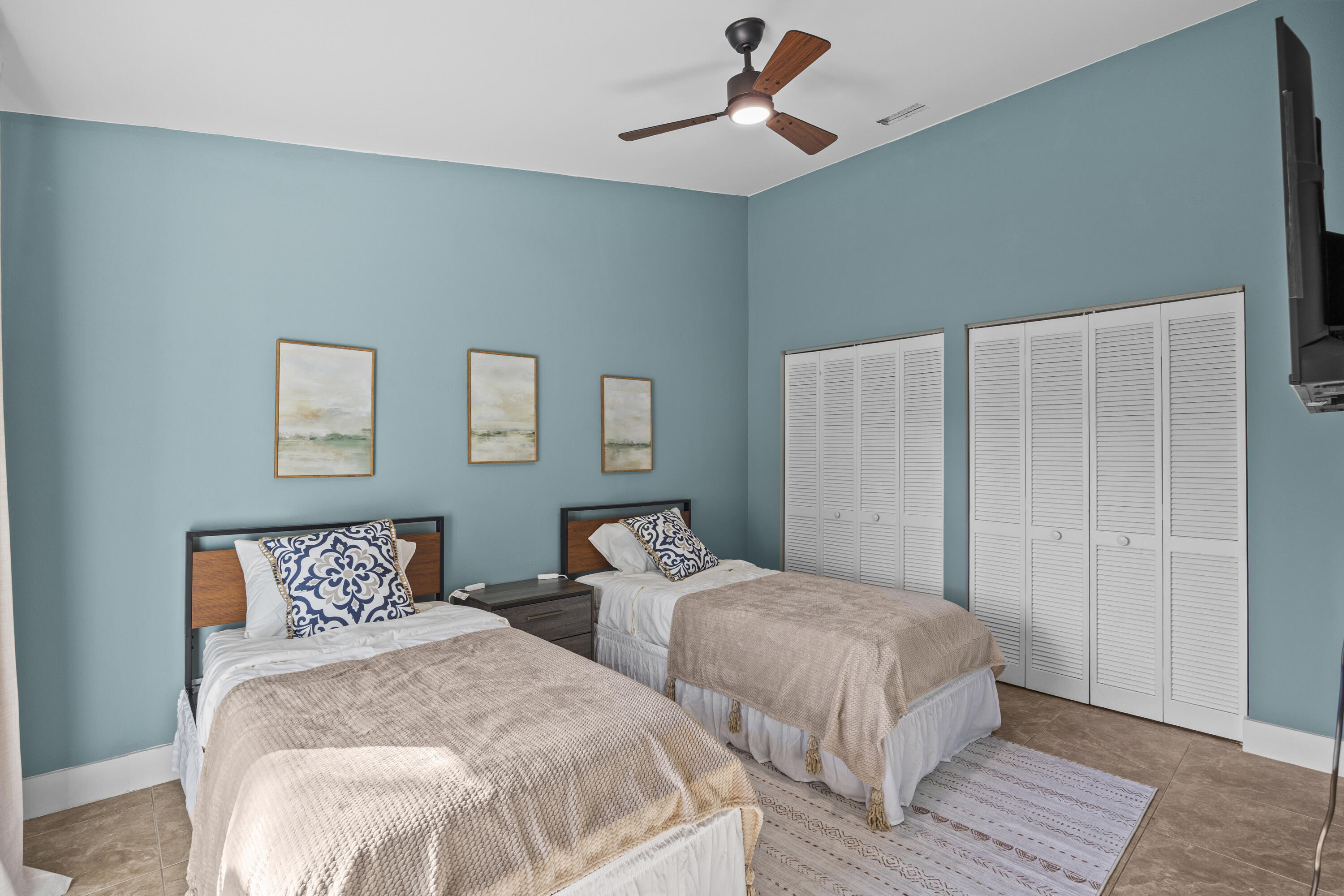 SUGAR POND MANOR OF WELLINGTON - Residential Lease