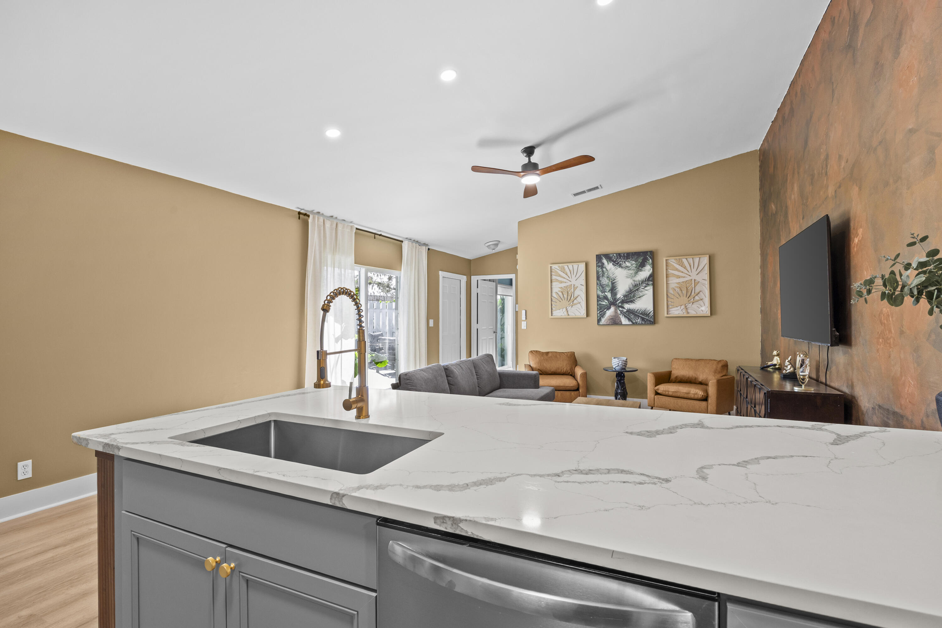 SUGAR POND MANOR OF WELLINGTON - Residential Lease