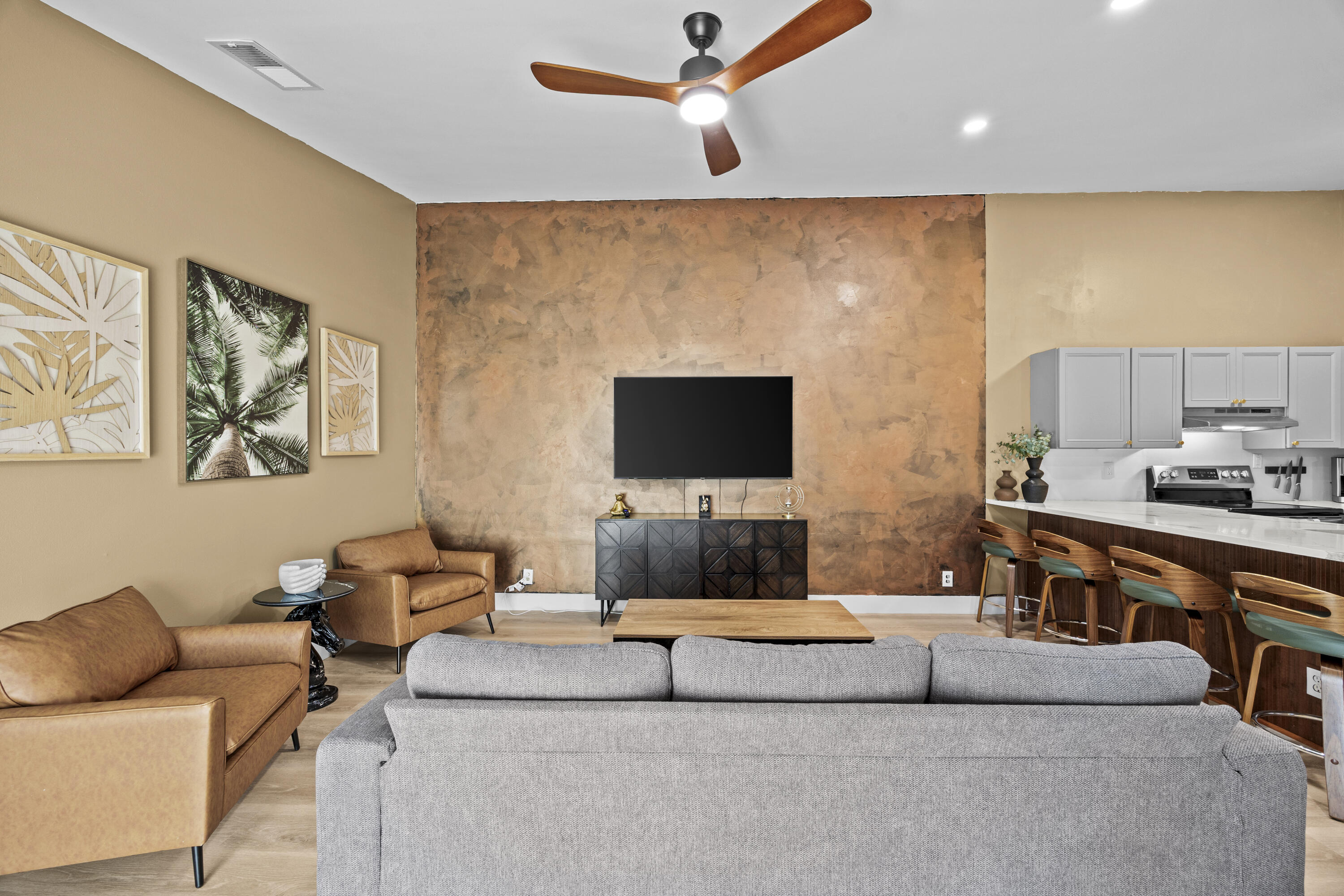 SUGAR POND MANOR OF WELLINGTON - Residential Lease