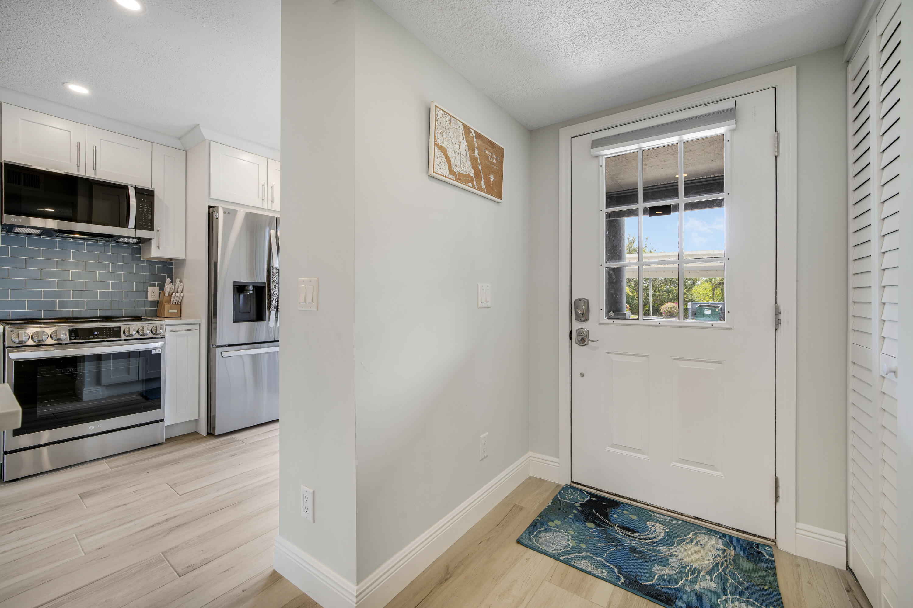 BEACON 21 CONDO - Residential Lease