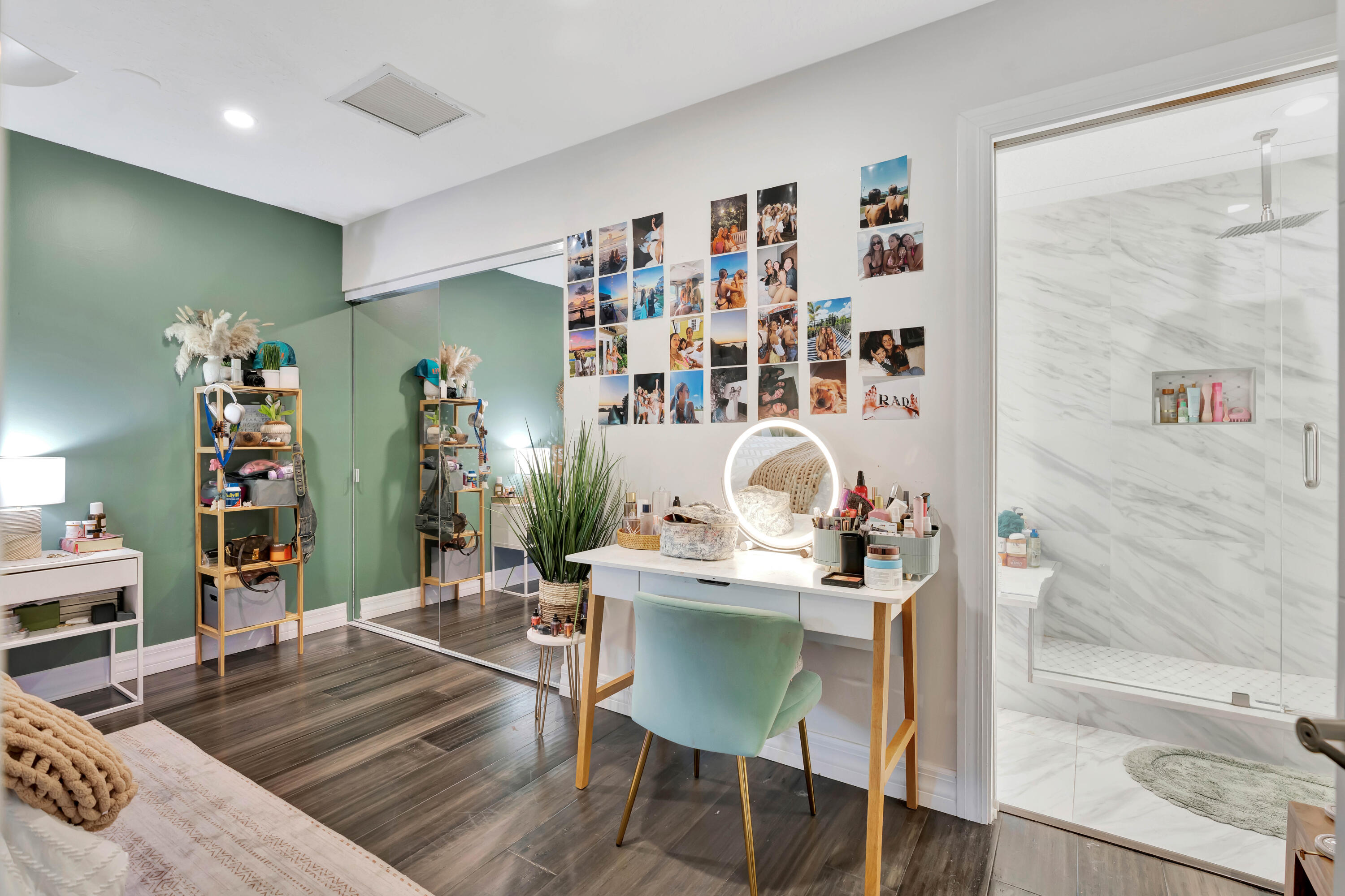 PGA RESORT COMMUNITY 1 - Residential