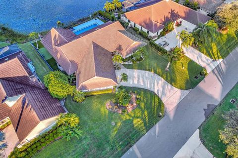 19 Cambria Road E Palm Beach Gardens FL 33418